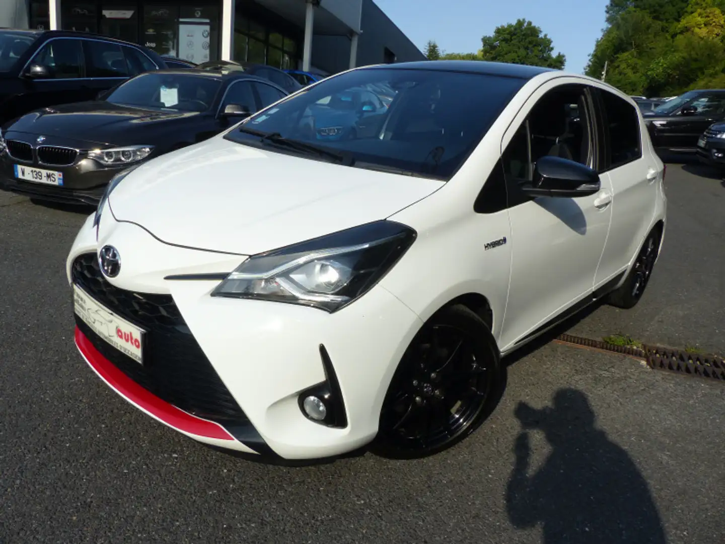 Toyota Yaris 100H GR SPORT 5P RC19 Blanc - 1