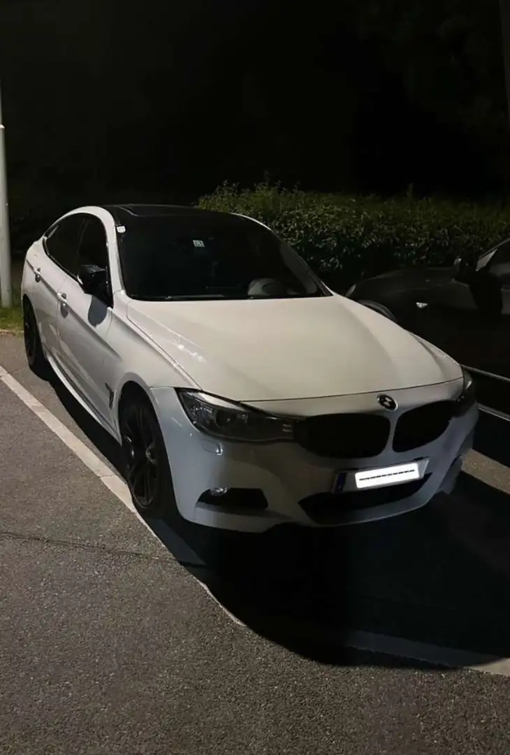 BMW 330 330d xDrive Touring Aut. - 1