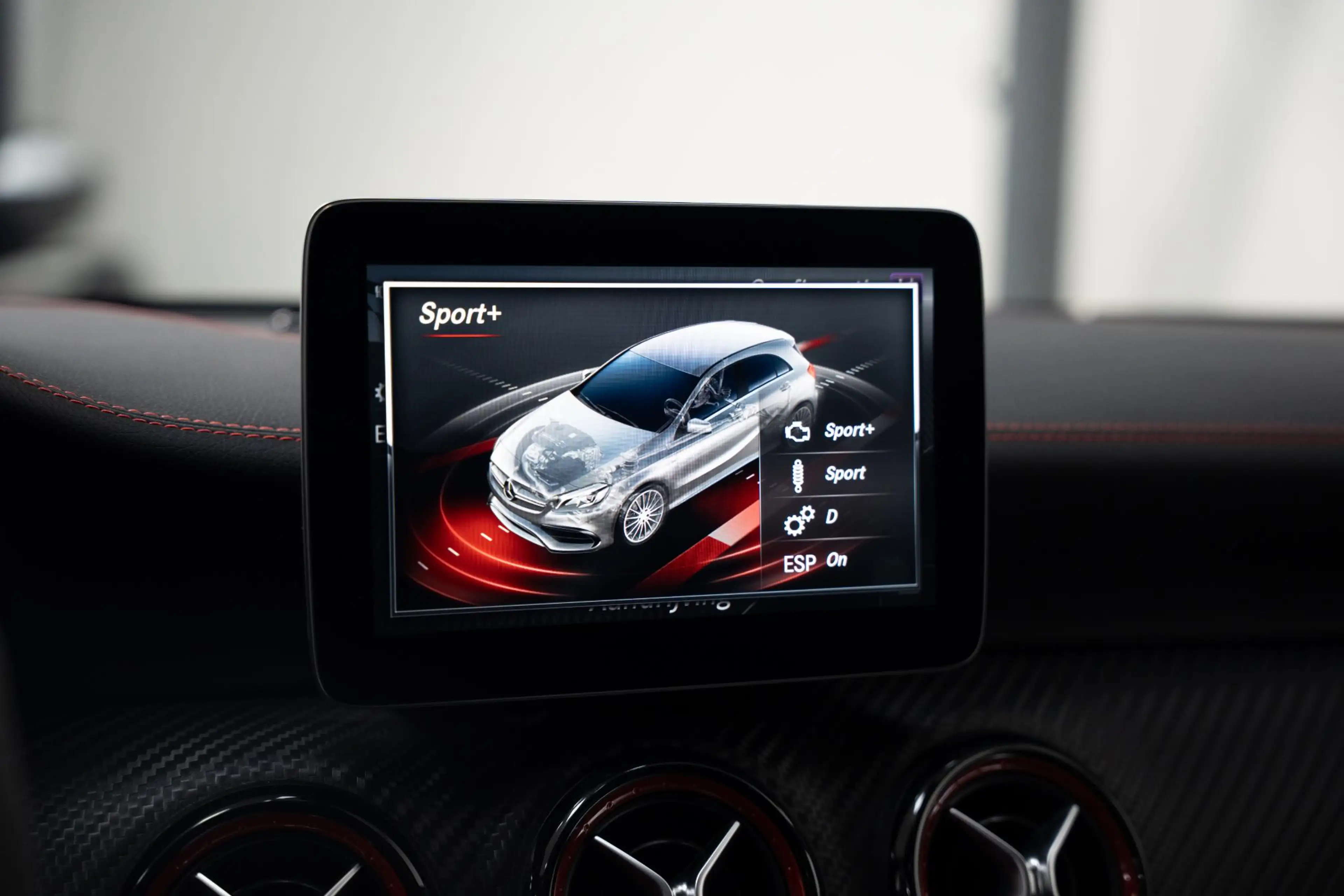 Mercedes-Benz A 45 AMG 4MATIC*381PK*FACELIFT*AERO*PANO*KUIPST*FULL — photo 44