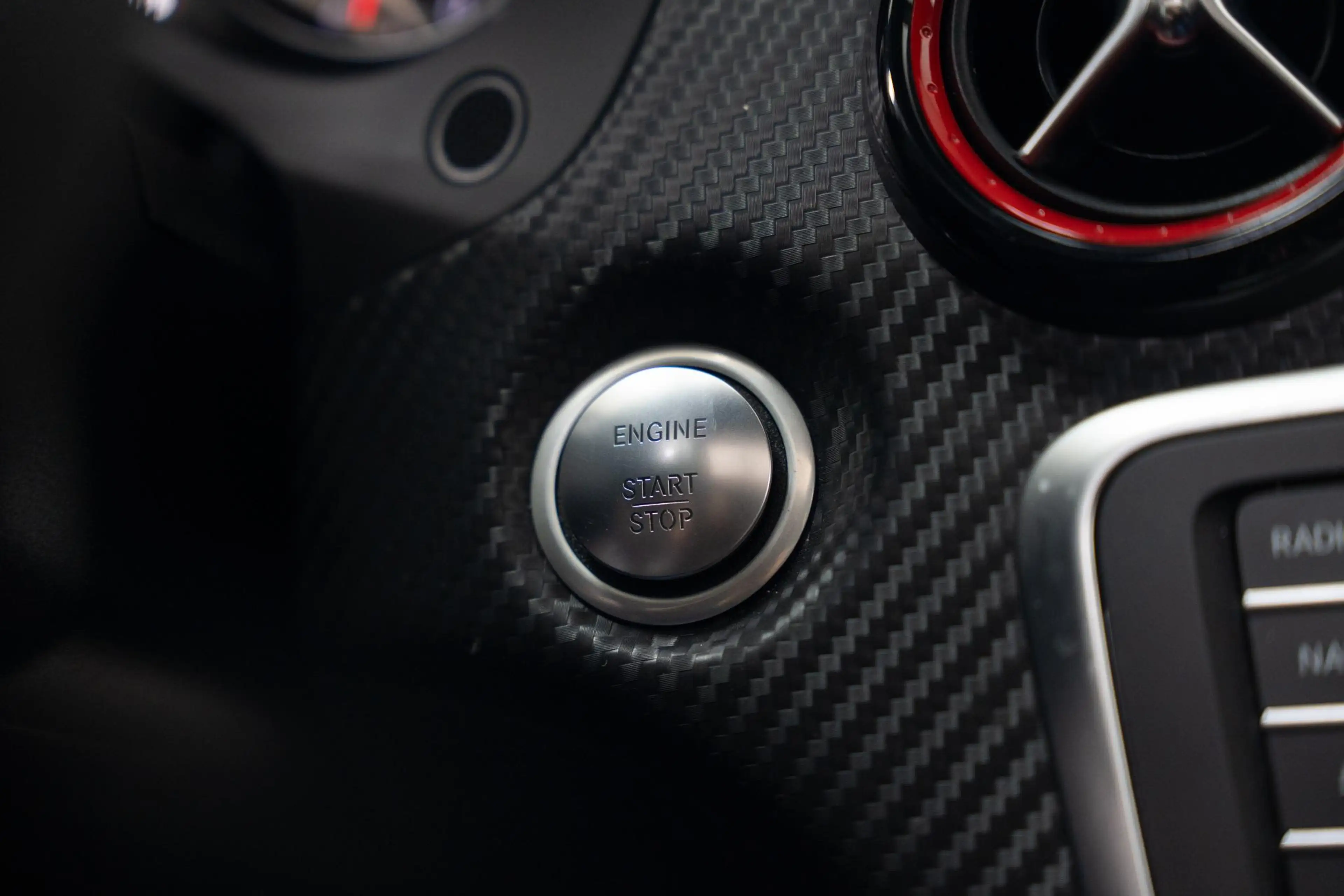 Mercedes-Benz A 45 AMG 4MATIC*381PK*FACELIFT*AERO*PANO*KUIPST*FULL — photo 38