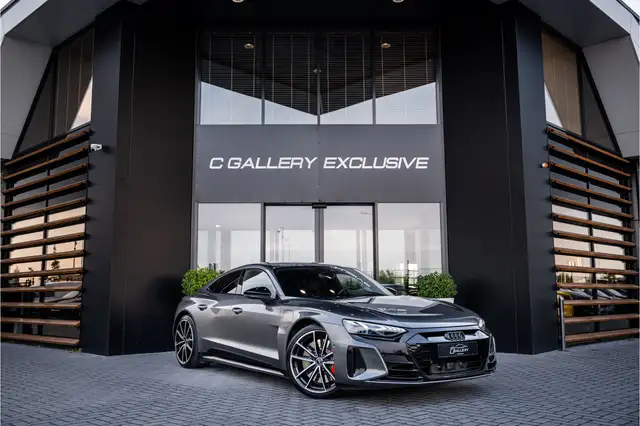 Audi RS e-tron GT 93 kWh - Panorama | Luchtv. | Carbon | Massage | S