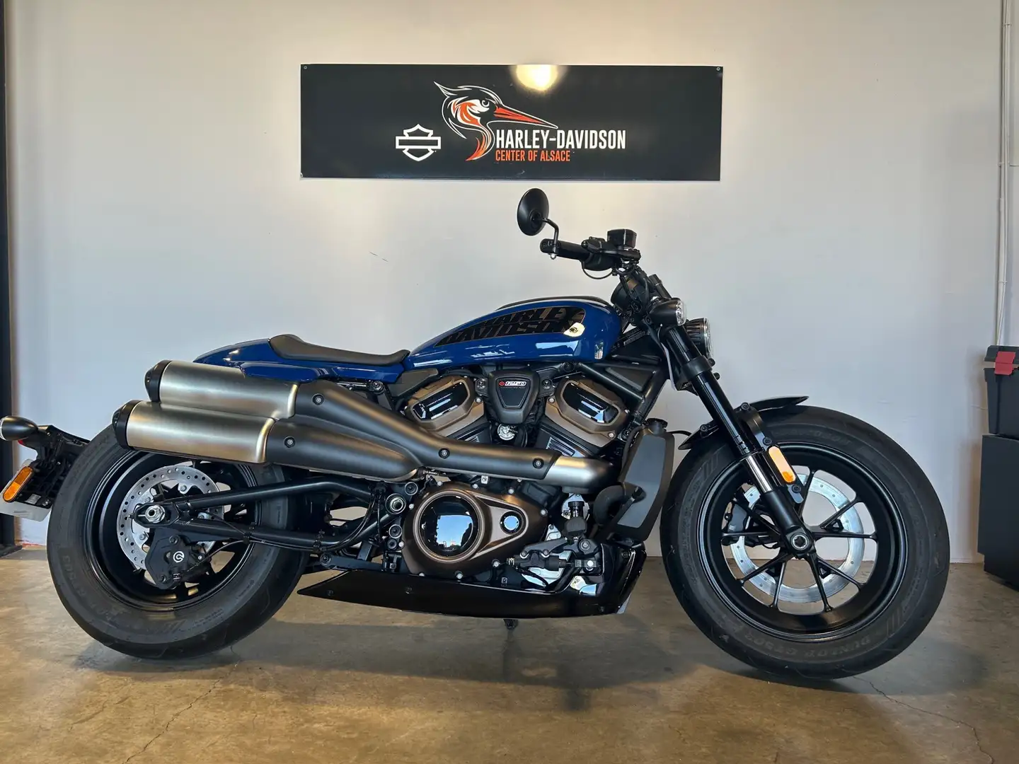 Harley-Davidson Sportster - 1