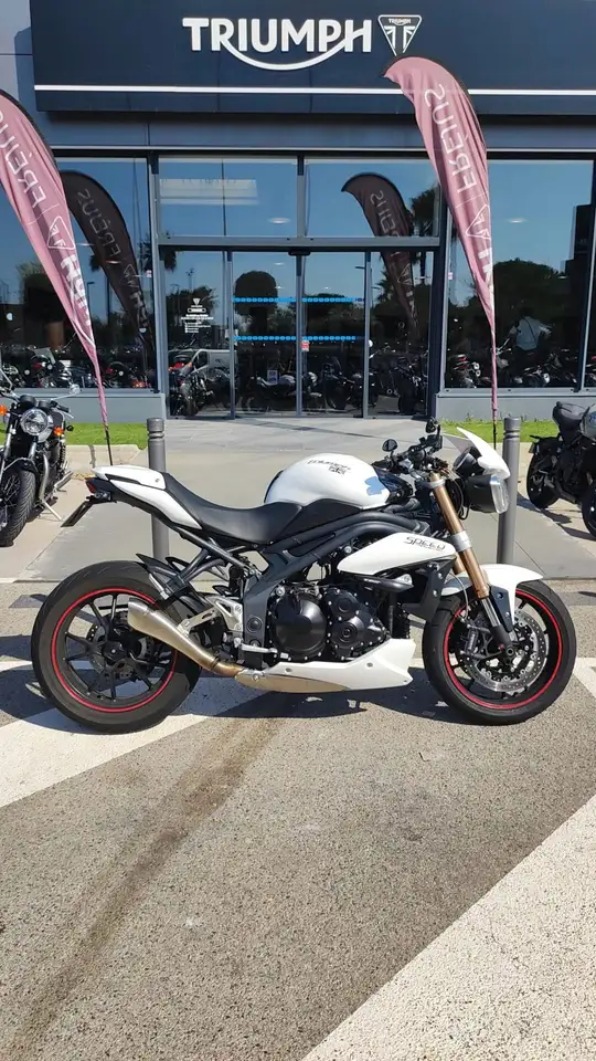 Triumph Speed Triple 1050