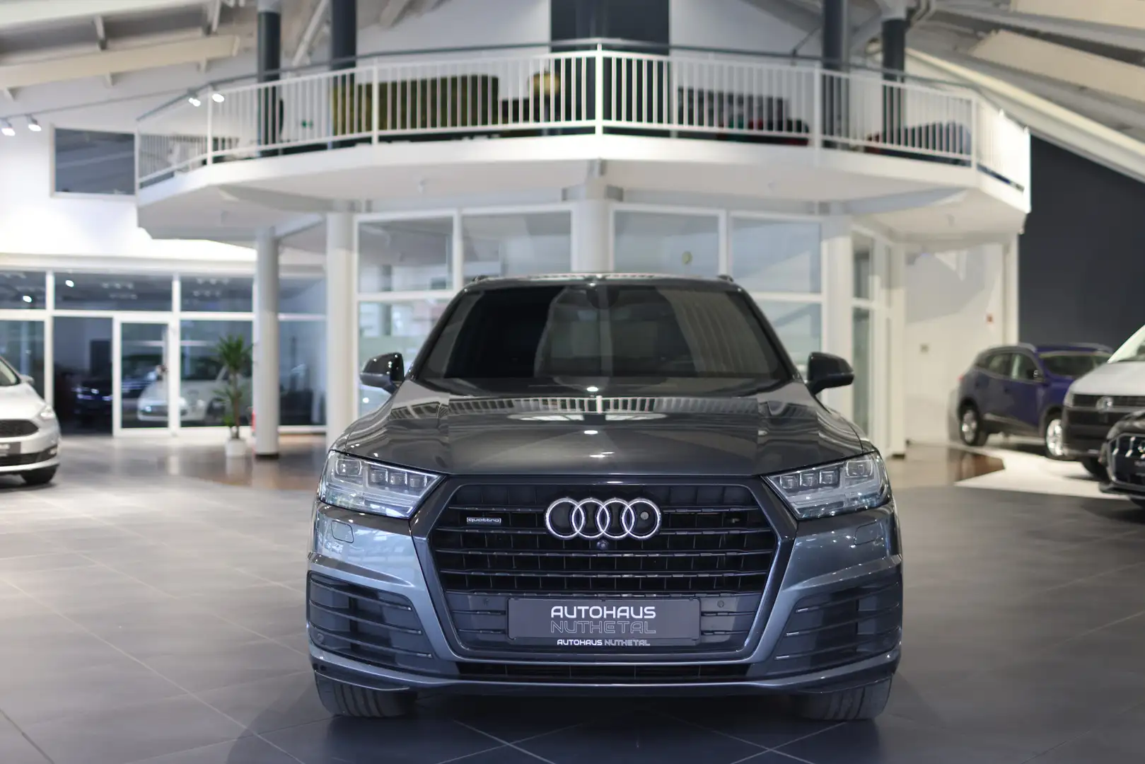 Audi Q7 3,0 TDI QUAT. NP: 115T€ S-LINE   MATRIX   DAB Gris - 2