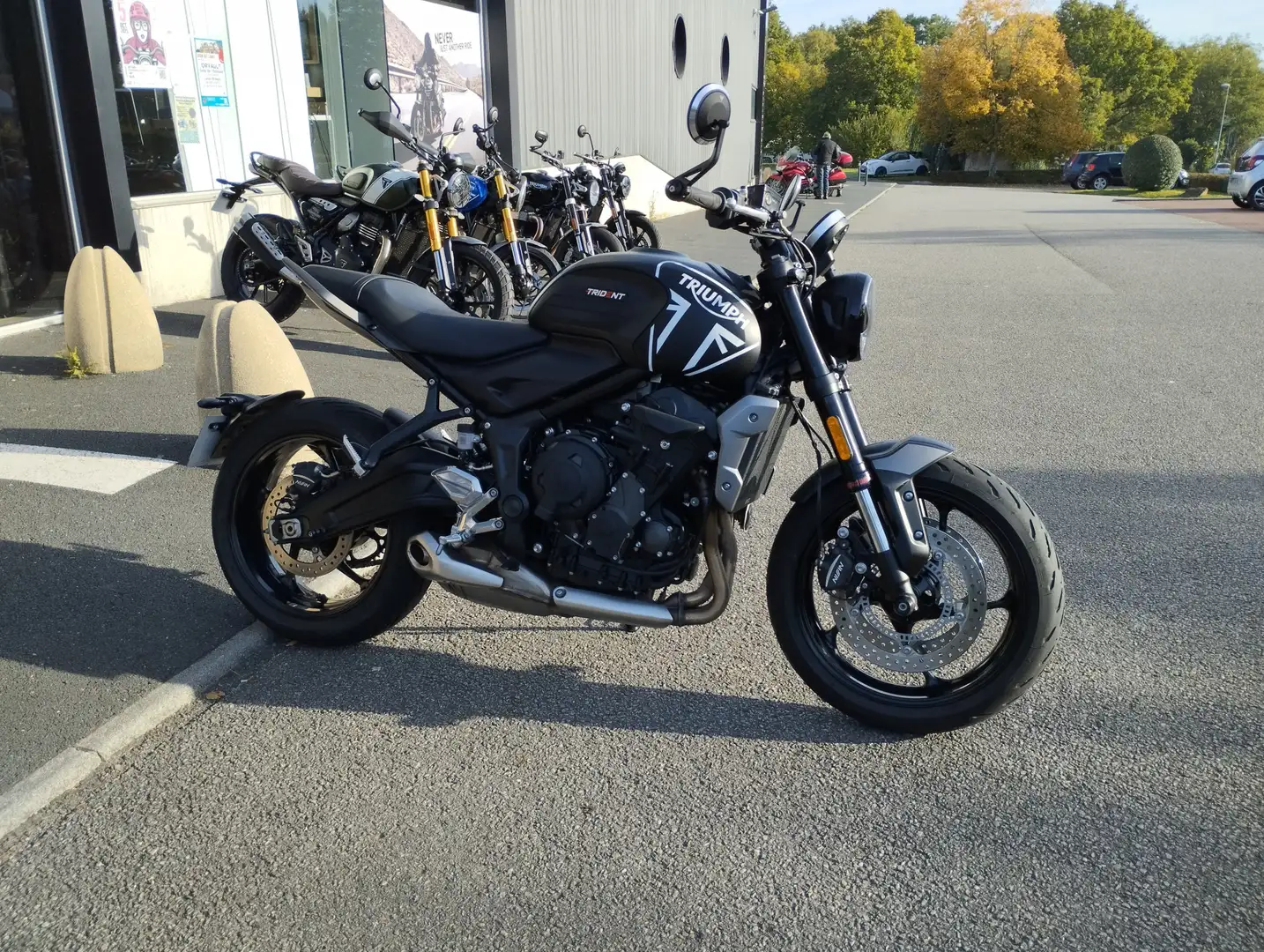 Triumph Trident 660 Schwarz - 1