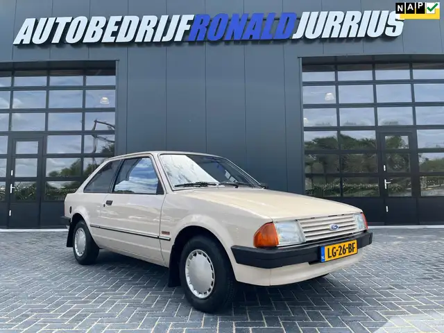 Ford Escort 1.1 Laser NL.Auto/Uniek 1Ste Eigenaar 37.000km!! O