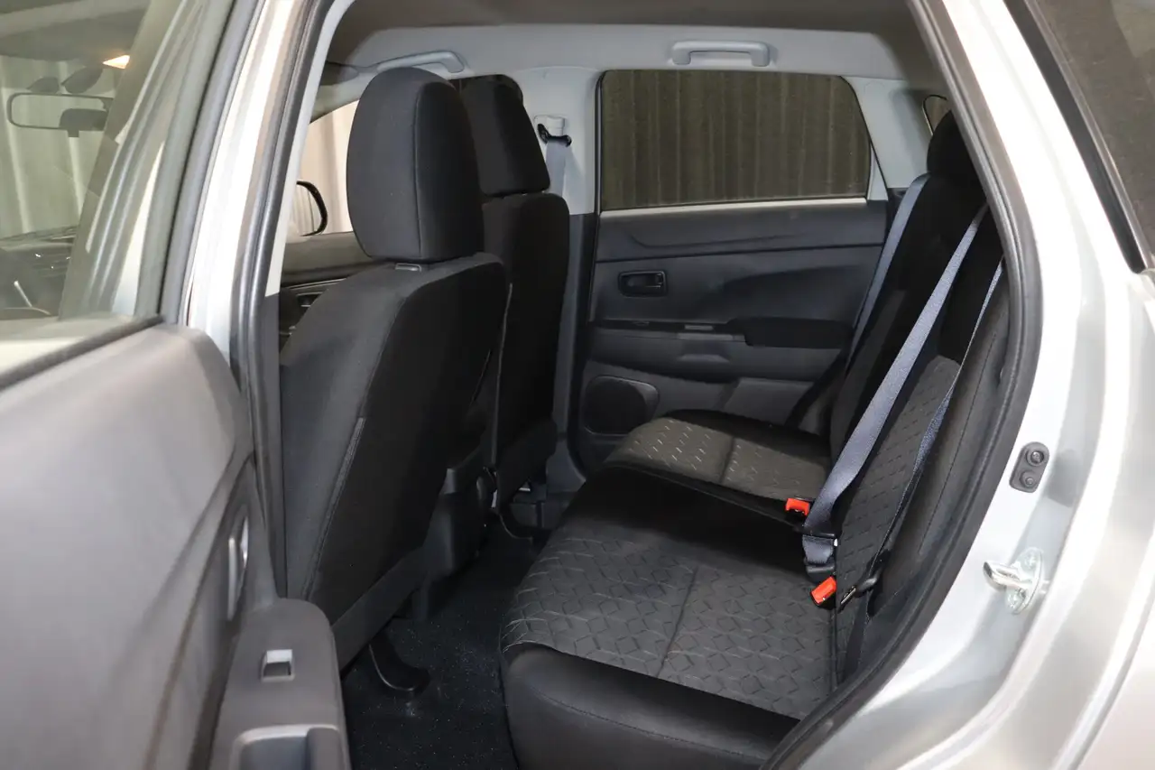 Mitsubishi RVR снимка Mitsubishi RVR
