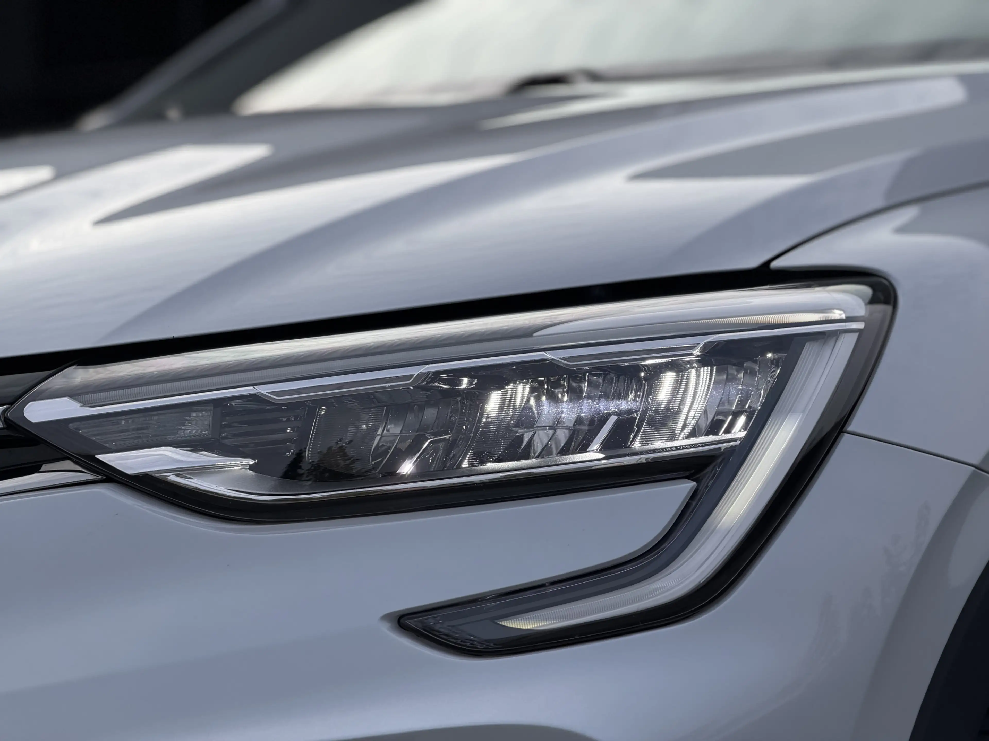 Renault Arkana 1.6 E-Tech Hybrid 145 R.S. Line | Panorama | Leder — photo 15