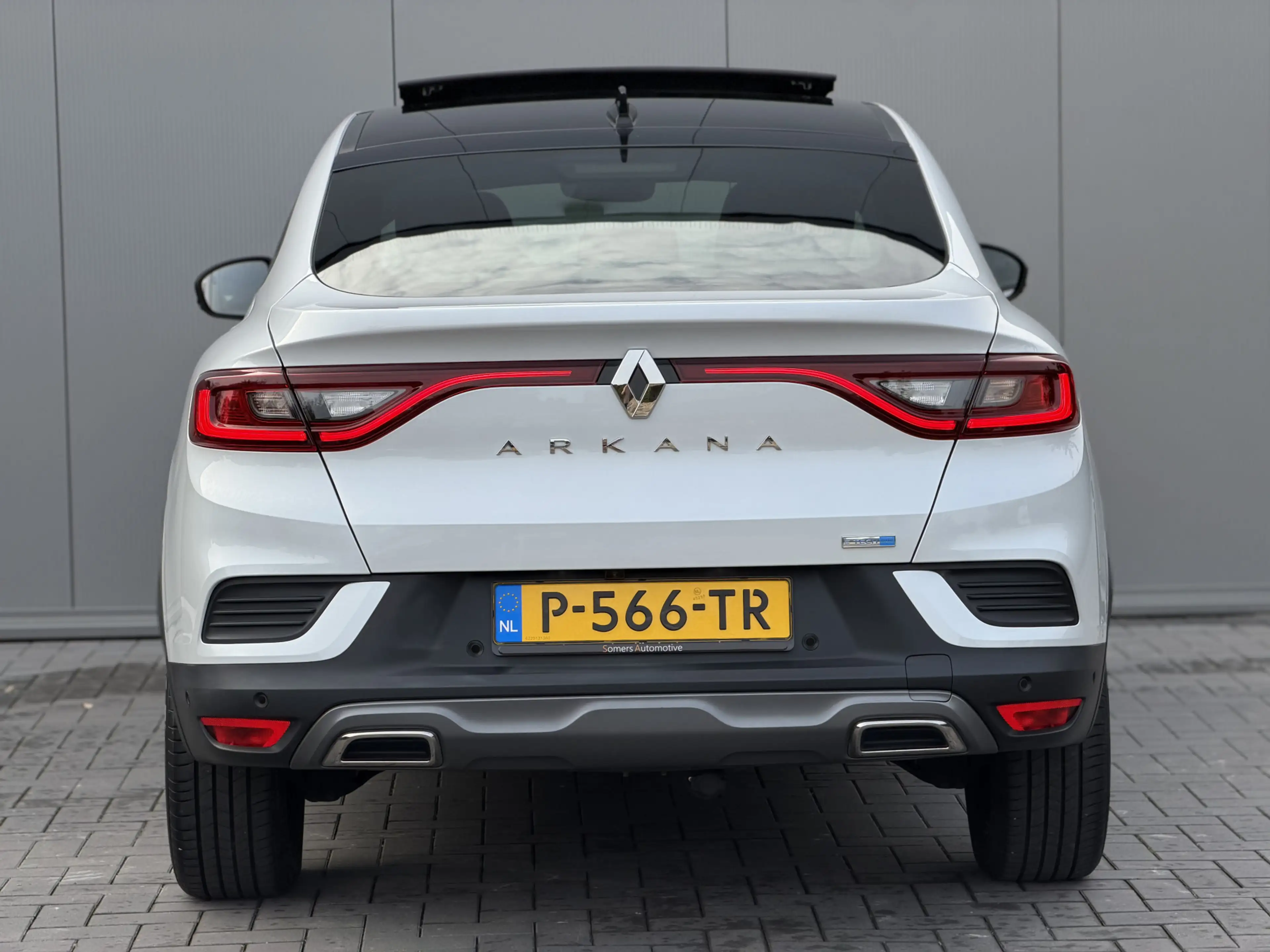 Renault Arkana 1.6 E-Tech Hybrid 145 R.S. Line | Panorama | Leder — photo 4