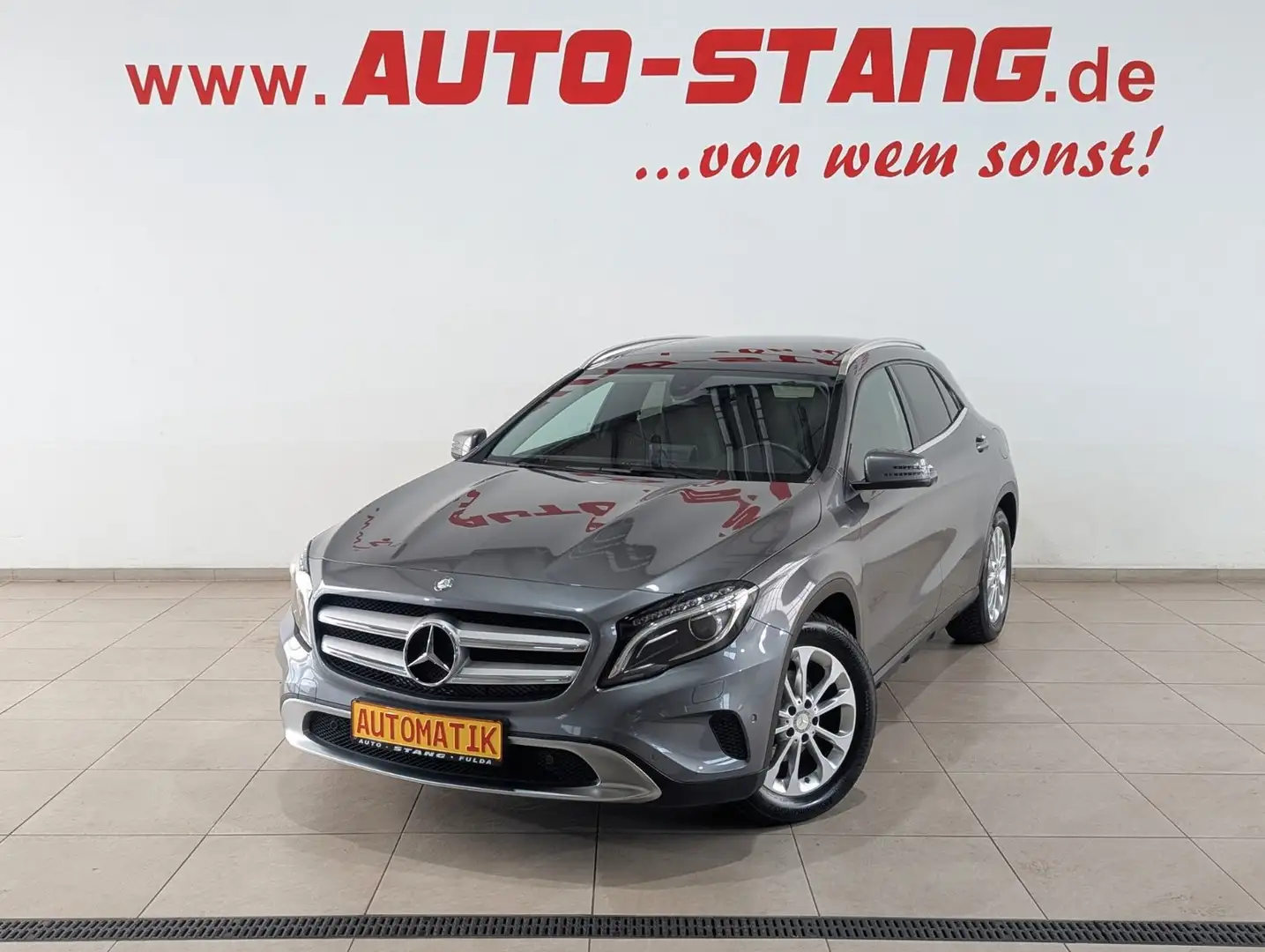 Mercedes-Benz GLA 200 CDI*ALLRAD+1.HAND+BI-XENON+NAVI+AHK* Grau - 2