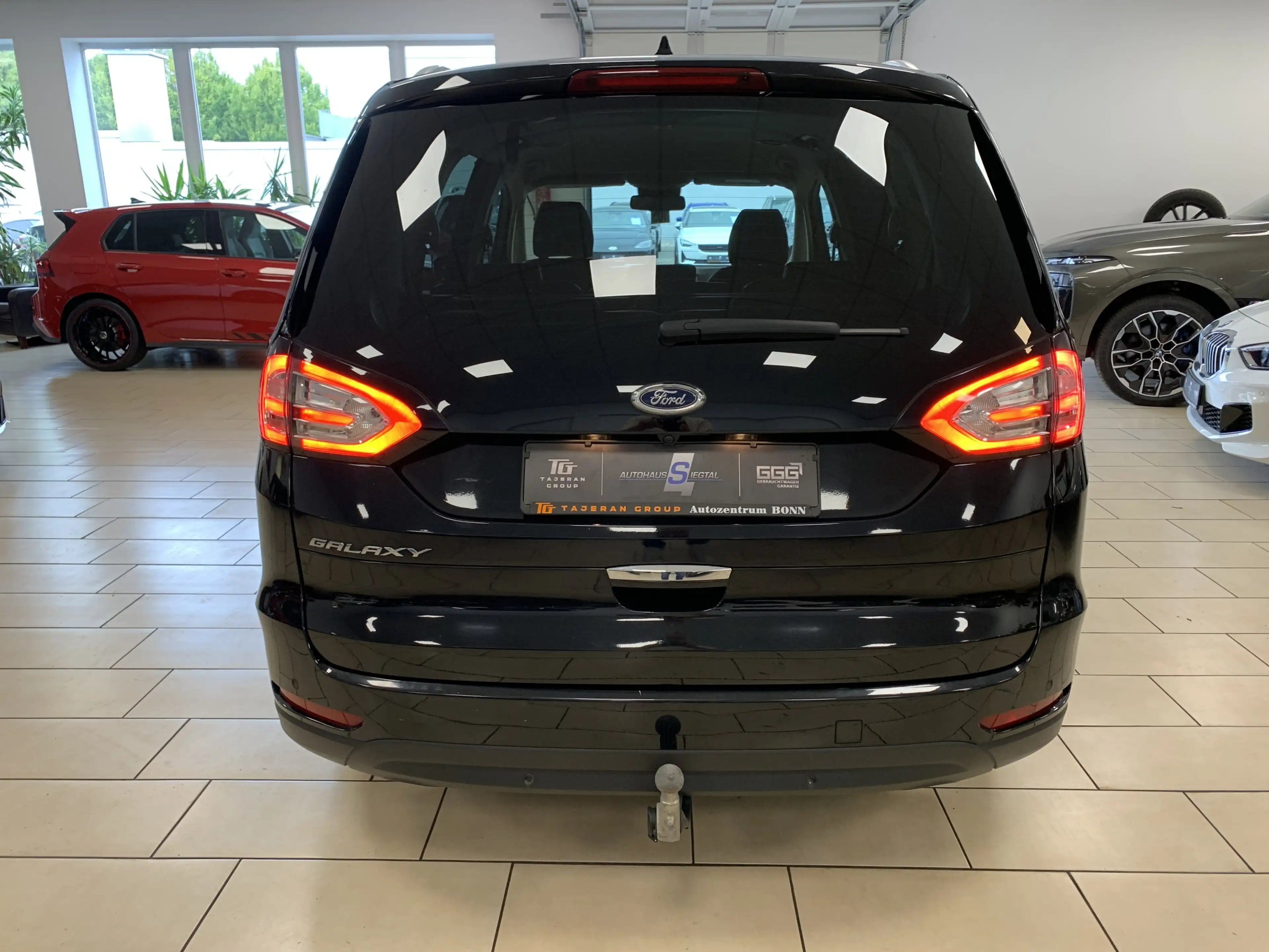 Ford Galaxy Titanium 7-Sitzer AHK Leder Ambientelicht — photo 5