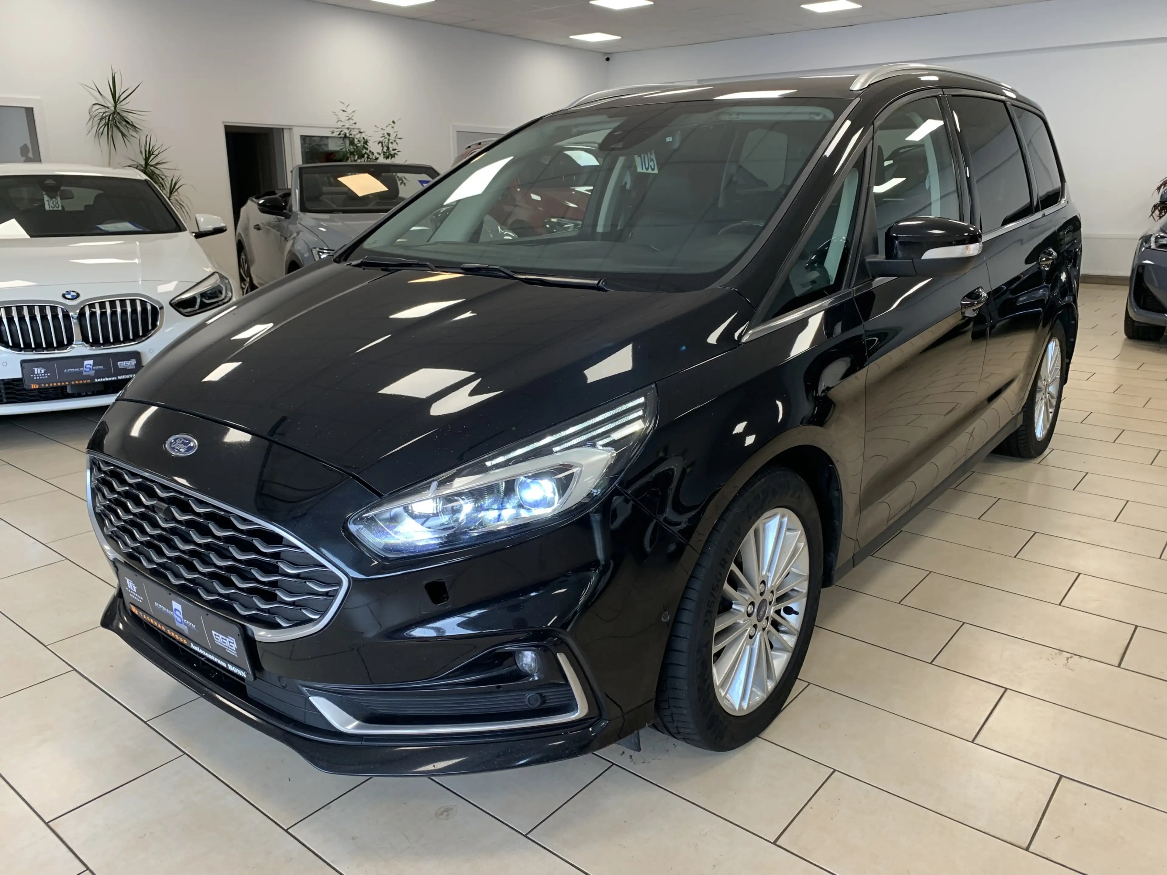 Ford Galaxy Titanium 7-Sitzer AHK Leder Ambientelicht