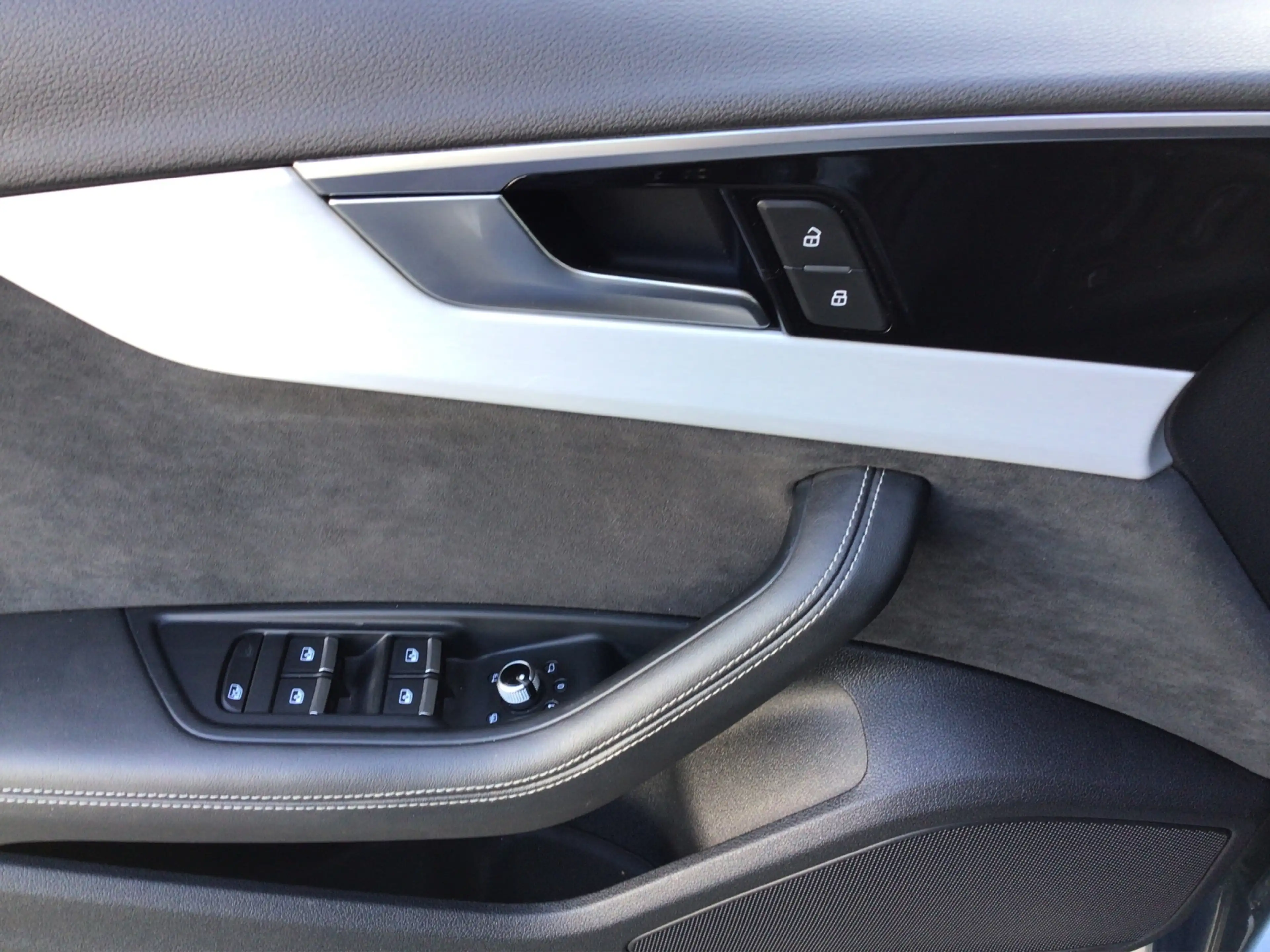 Audi S4 Avant 3.0 TDI quattro Tiptr. AHK/MATRIX/RFK — photo 7