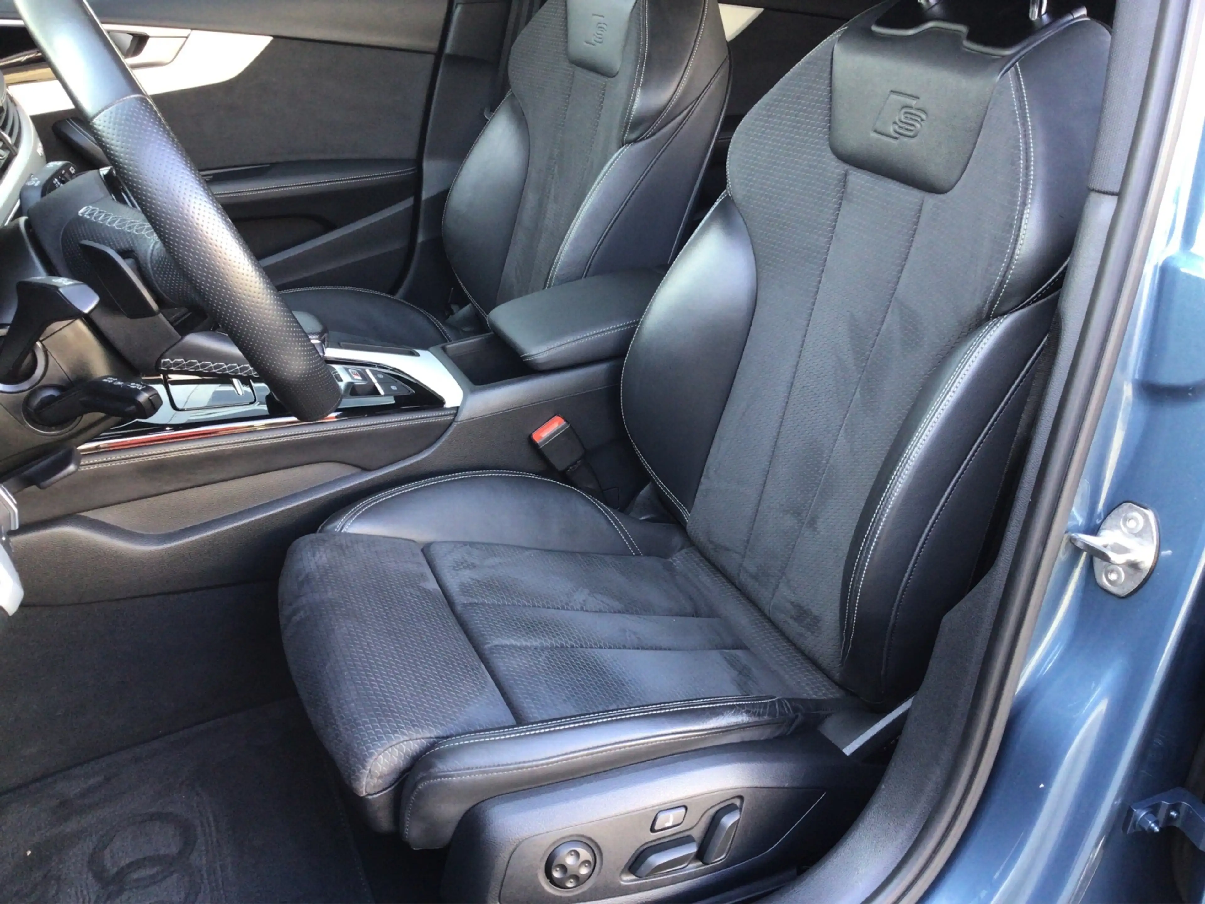 Audi S4 Avant 3.0 TDI quattro Tiptr. AHK/MATRIX/RFK — photo 5