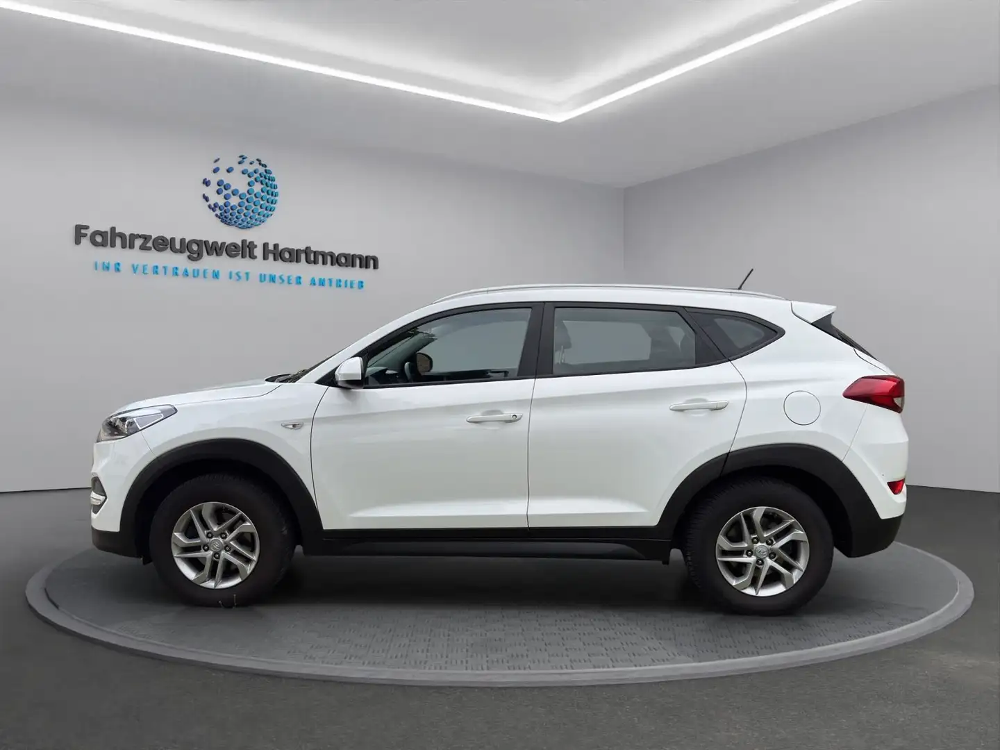 Hyundai TUCSON *Diesel*Tempomat*84.175km*Scheckheft* Weiß - 2