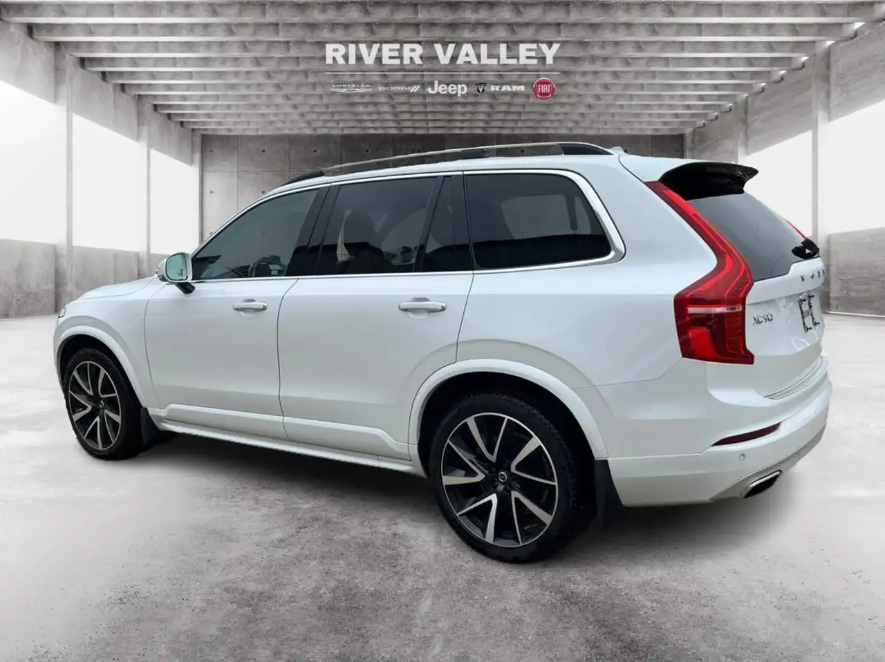 Volvo XC90 photo Volvo XC90