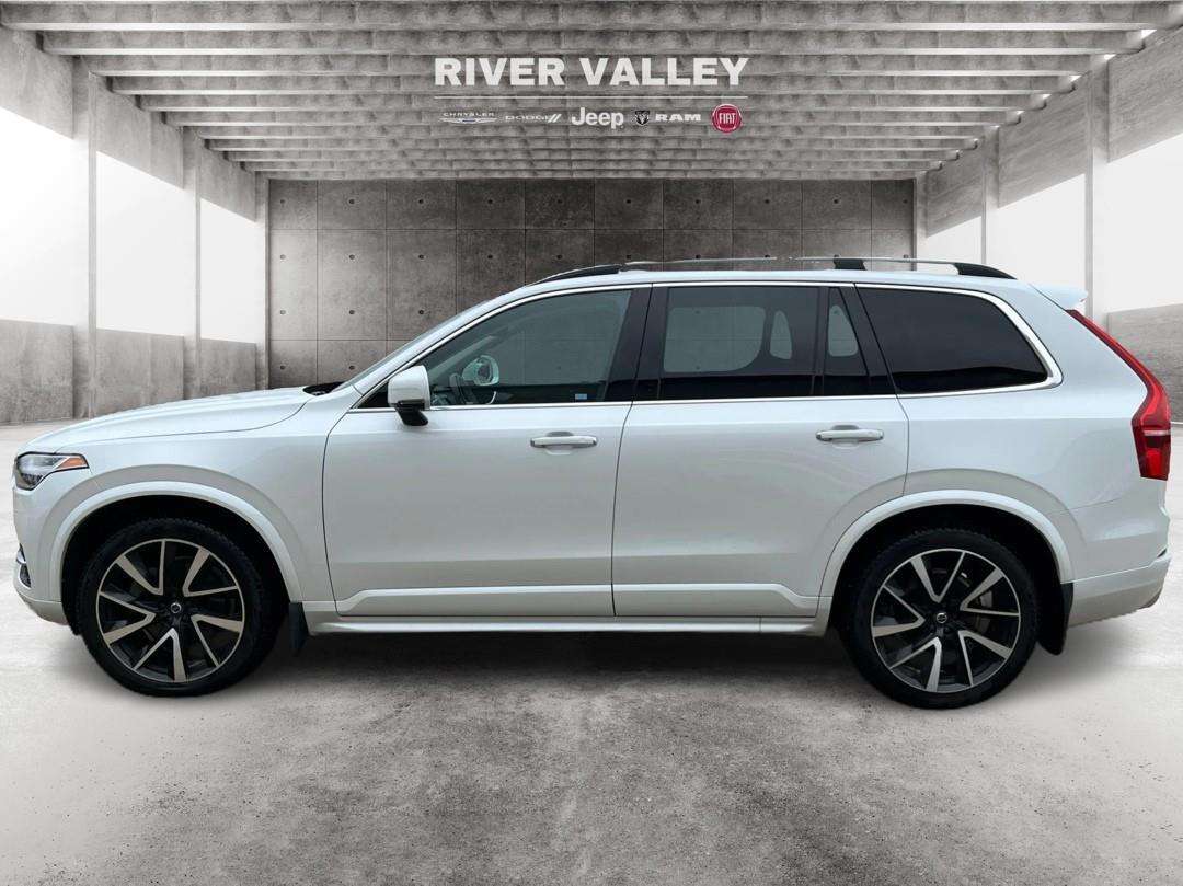 2019 Volvo XC90 T6 Momentum thumb 6