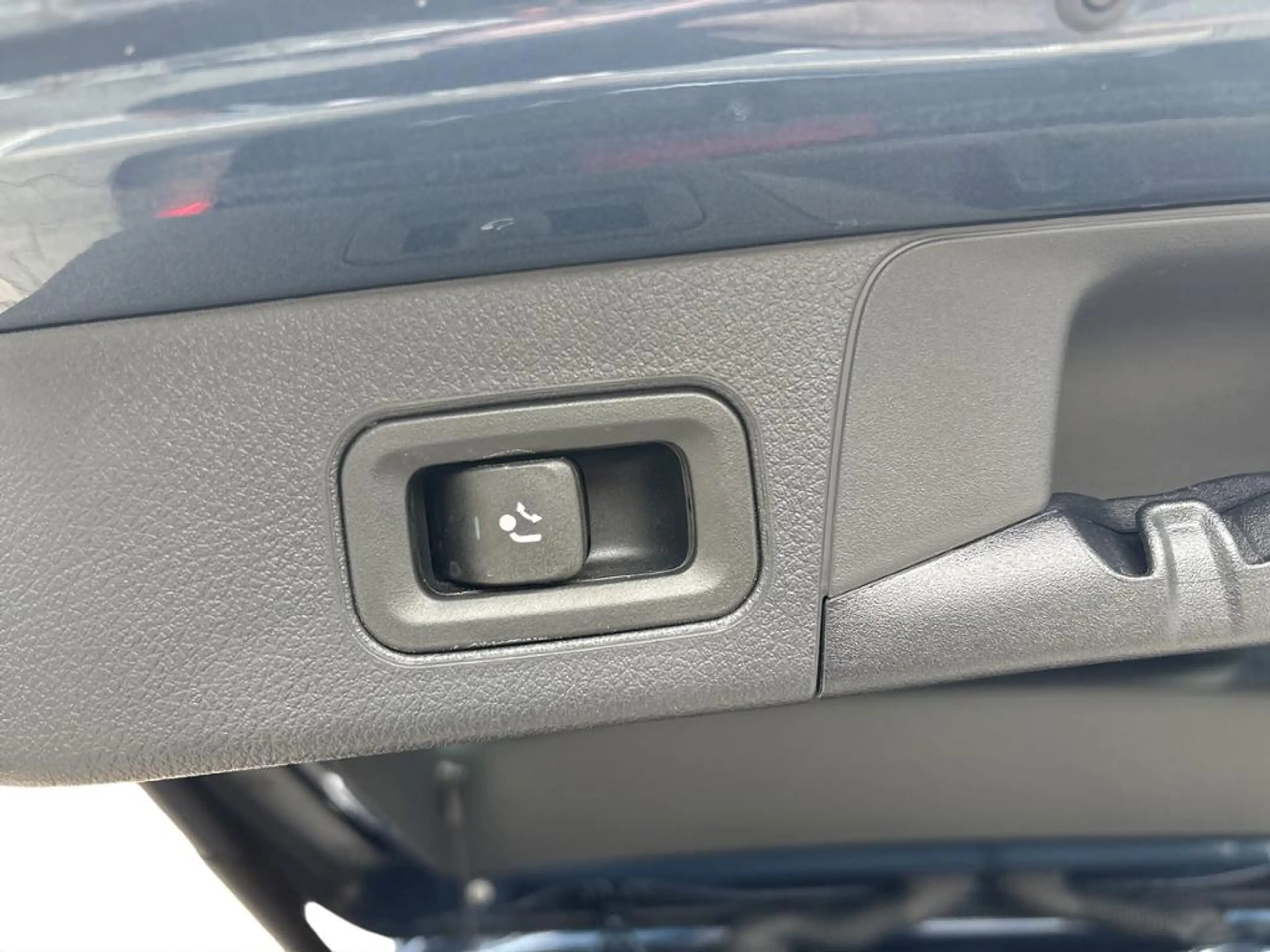 Mercedes-Benz B 250 e Progressive HUD AHK PANO KAMERA BEAM — photo 12