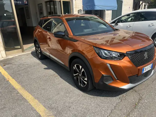 Peugeot 2008 view 10