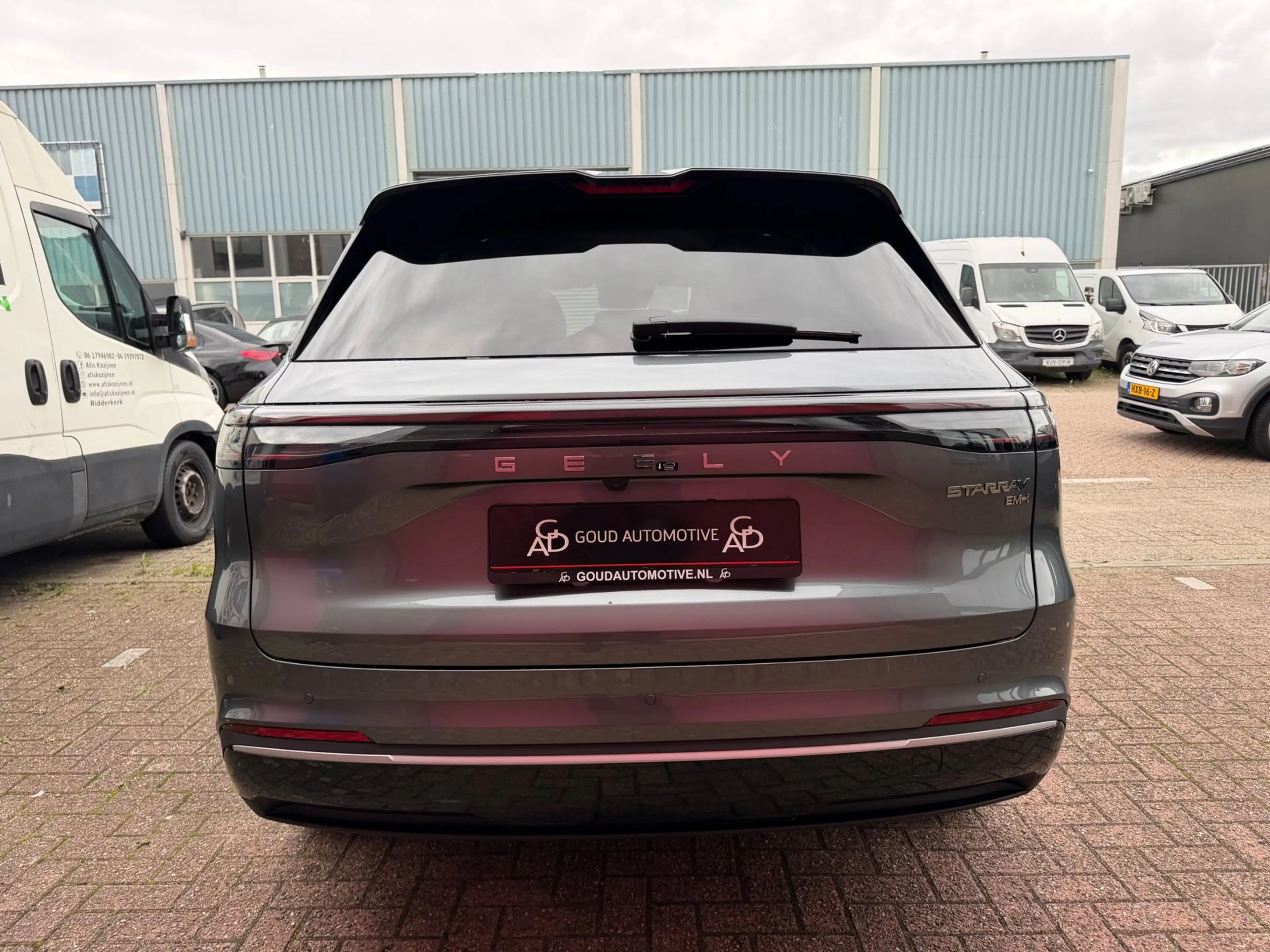 Geely Starray EM-i 1.5 Max+, Pano, 360, Memory — photo 3