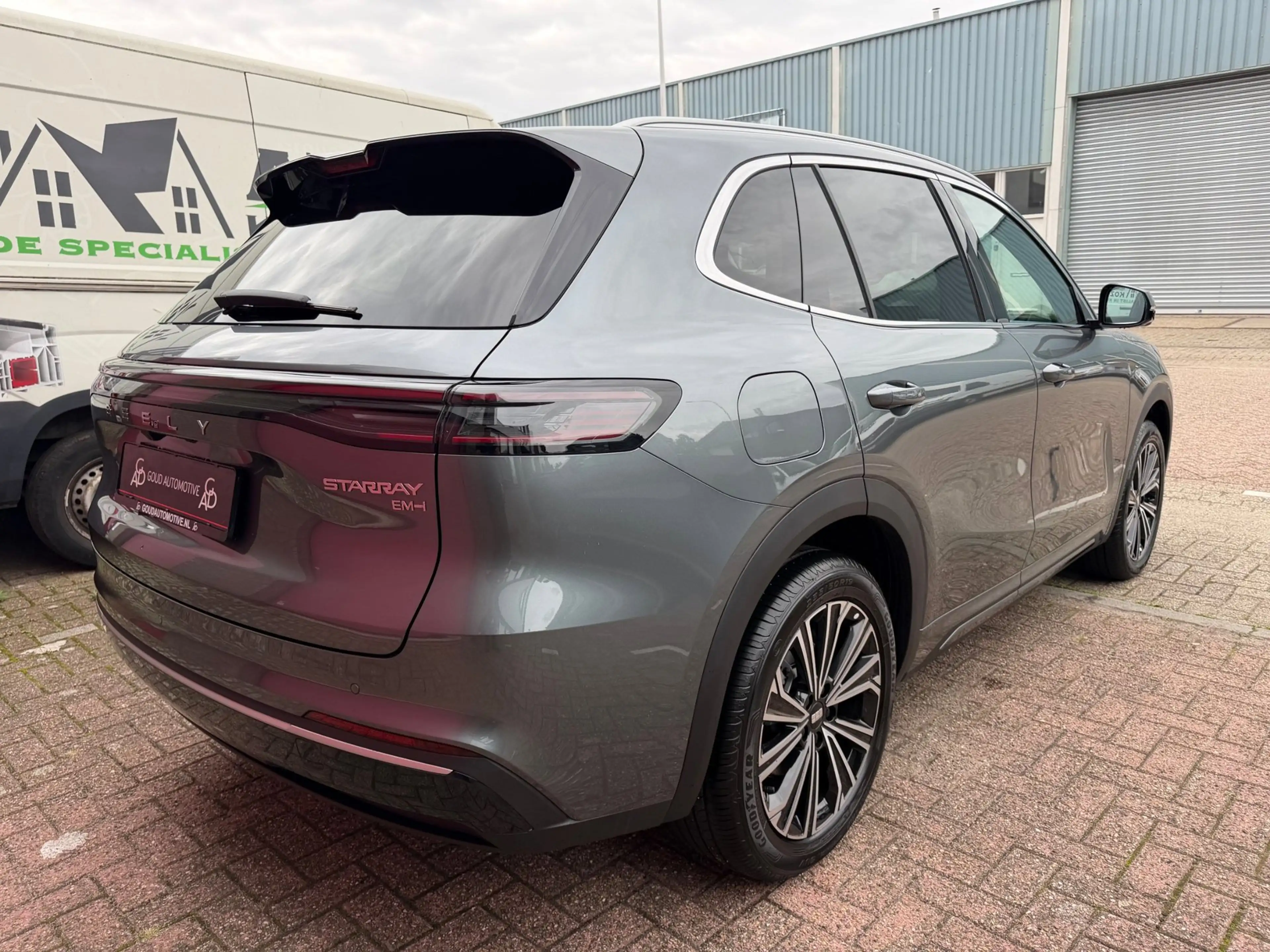 Geely Starray EM-i 1.5 Max+, Pano, 360, Memory — photo 4