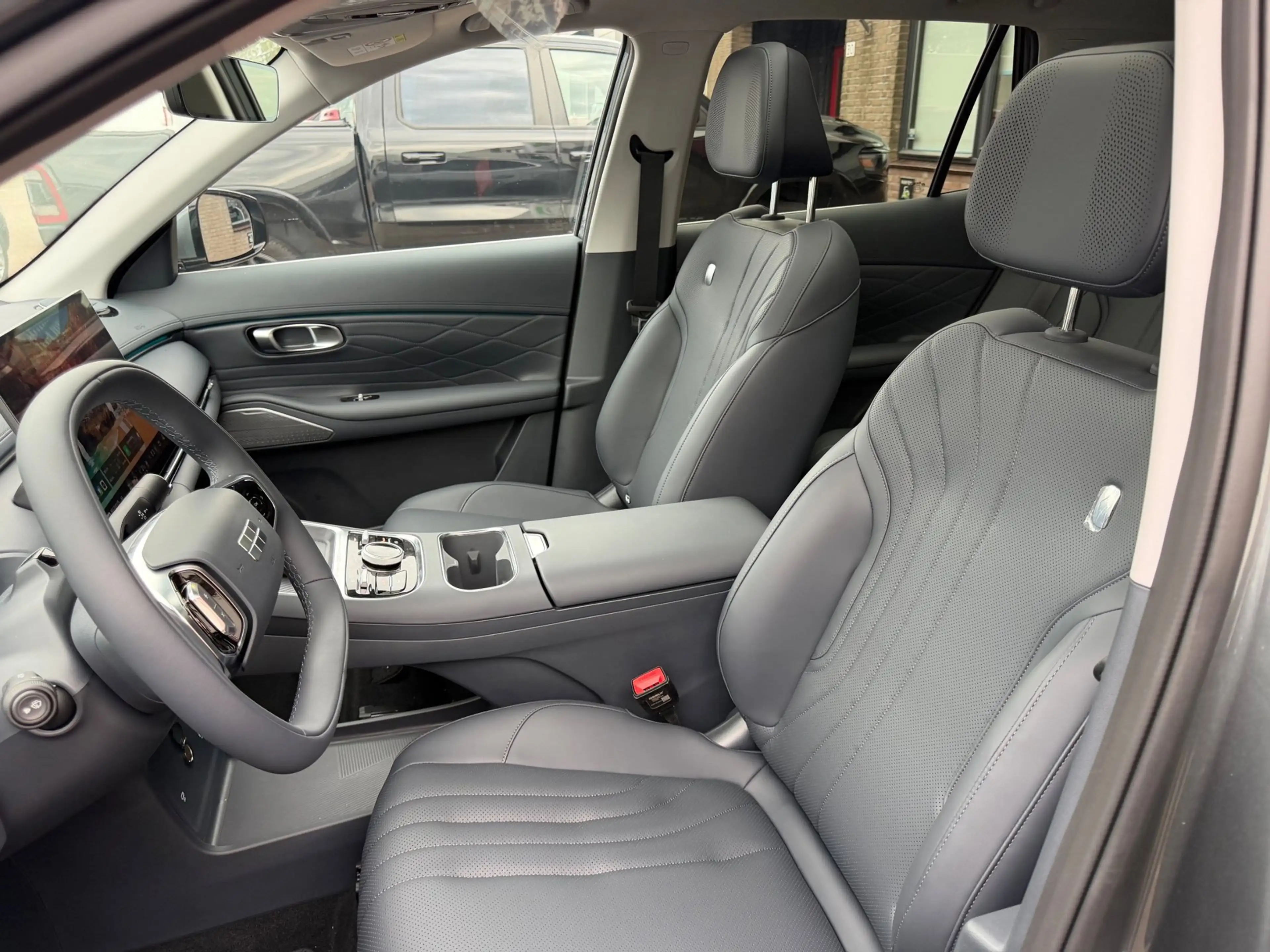 Geely Starray EM-i 1.5 Max+, Pano, 360, Memory — photo 10