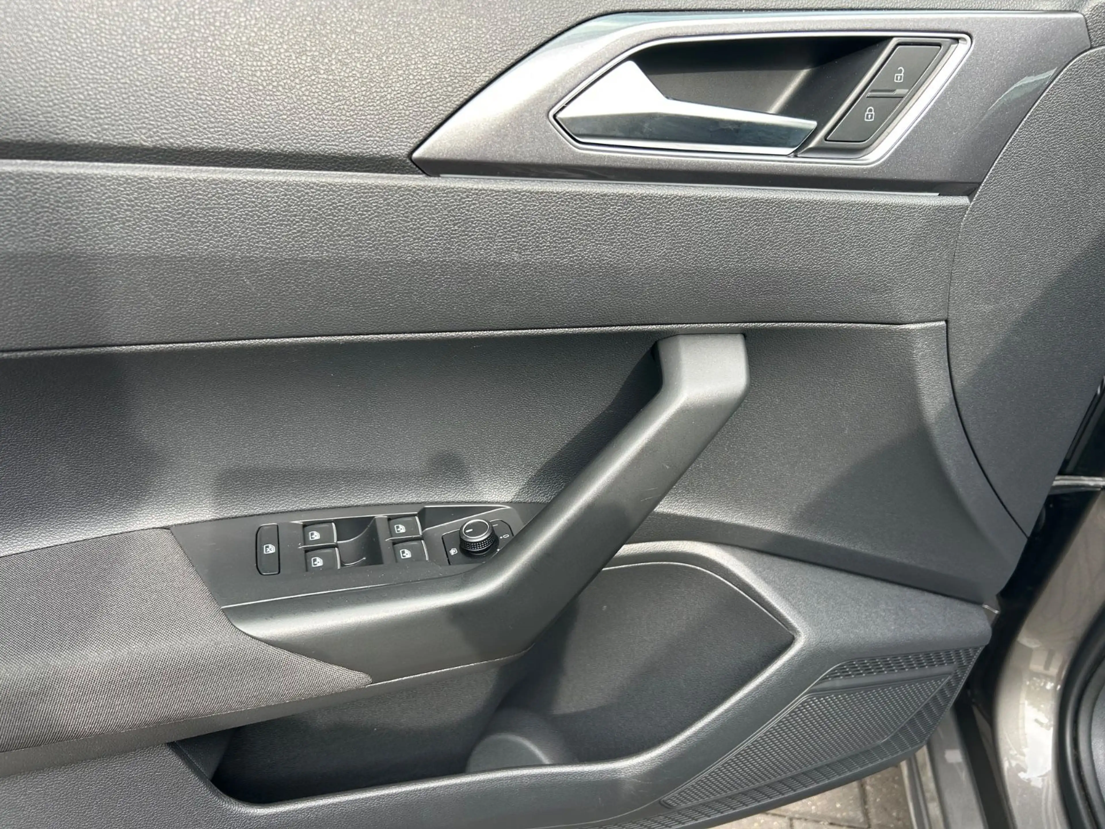 Volkswagen Polo 1.0 TSI Highline — photo 14