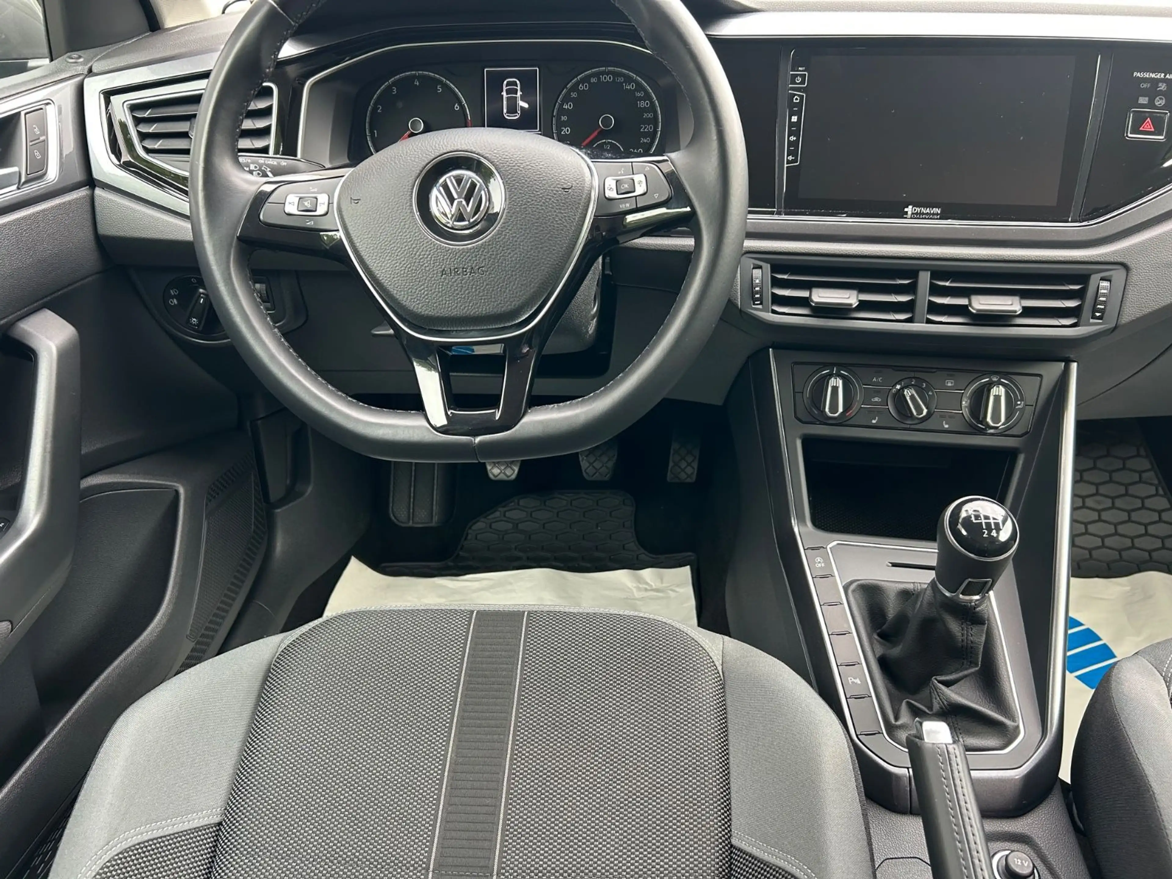 Volkswagen Polo 1.0 TSI Highline — photo 7