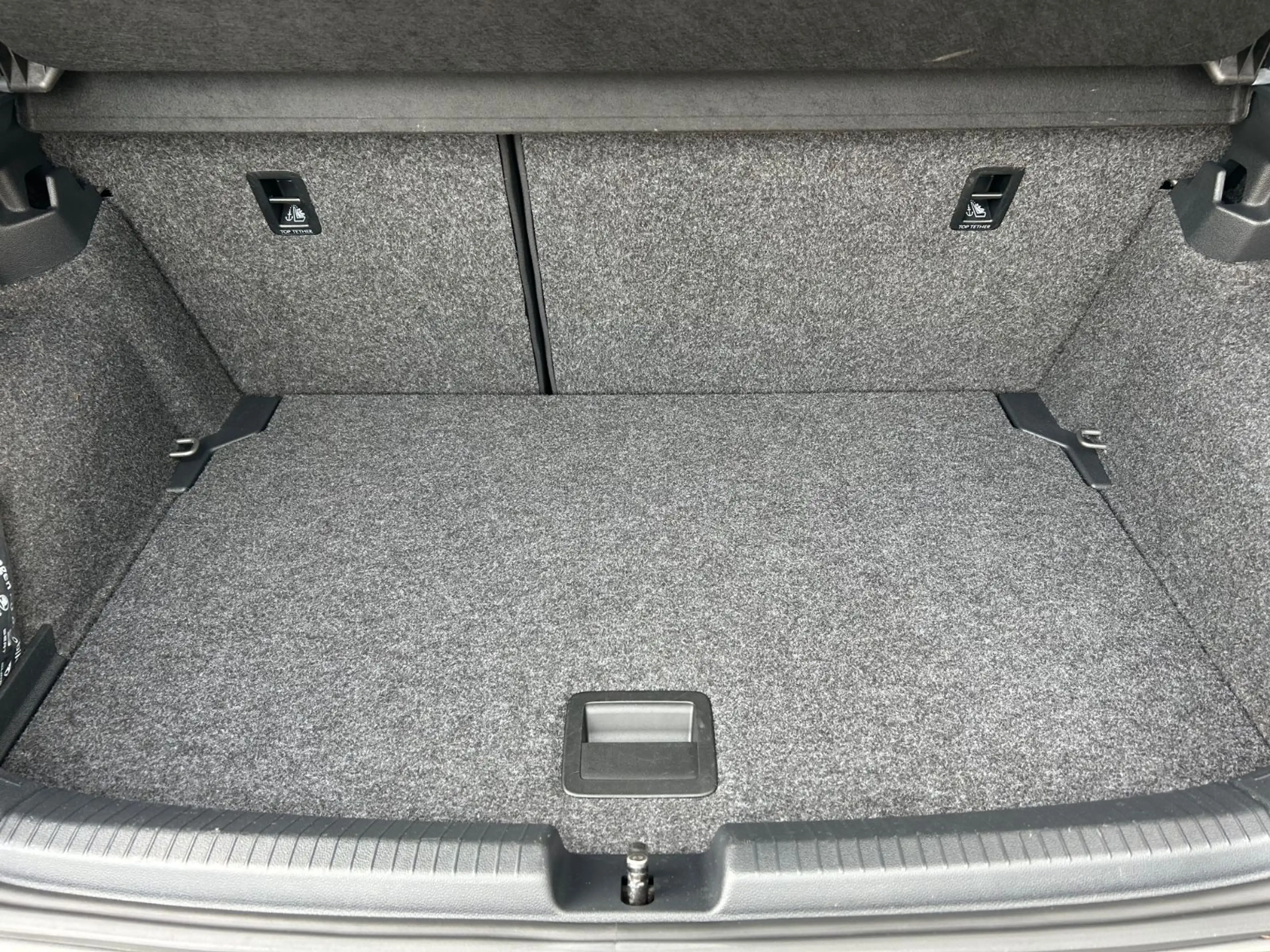 Volkswagen Polo 1.0 TSI Highline — photo 15