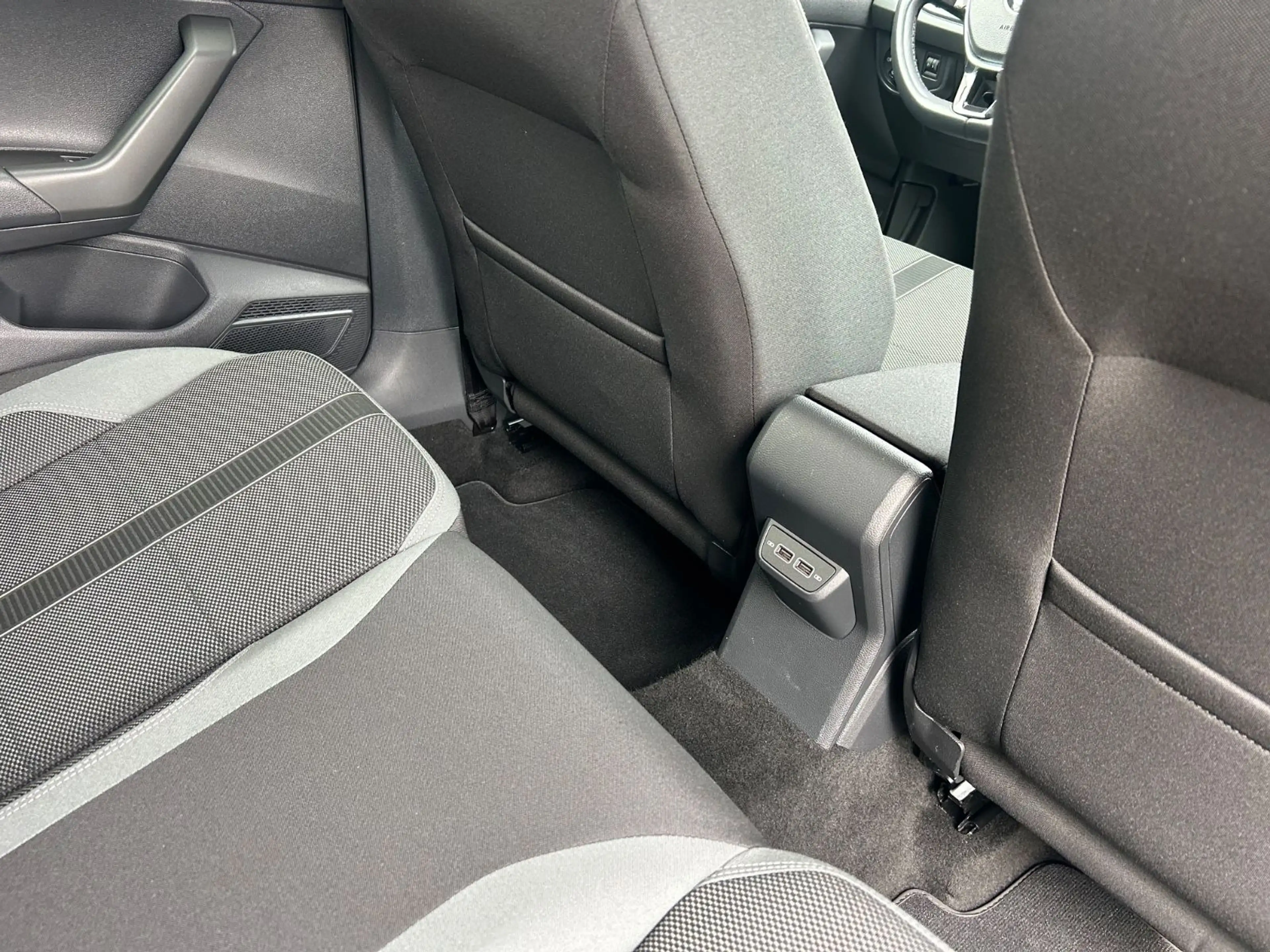 Volkswagen Polo 1.0 TSI Highline — photo 13