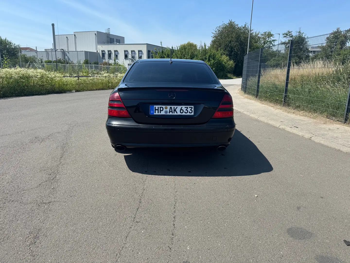 Mercedes-Benz E 320 CDI 7G-TRONIC*2.Hand*Tüv Neu*Scheckheftgepflegt Noir - 2