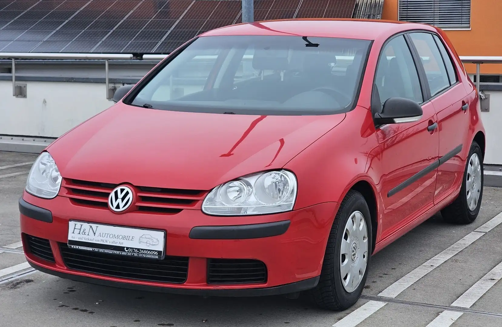 Volkswagen Golf Trendline*Orig.98000KM*1.Hd*HU/AU Neu*Klima*Navi* Rot - 1