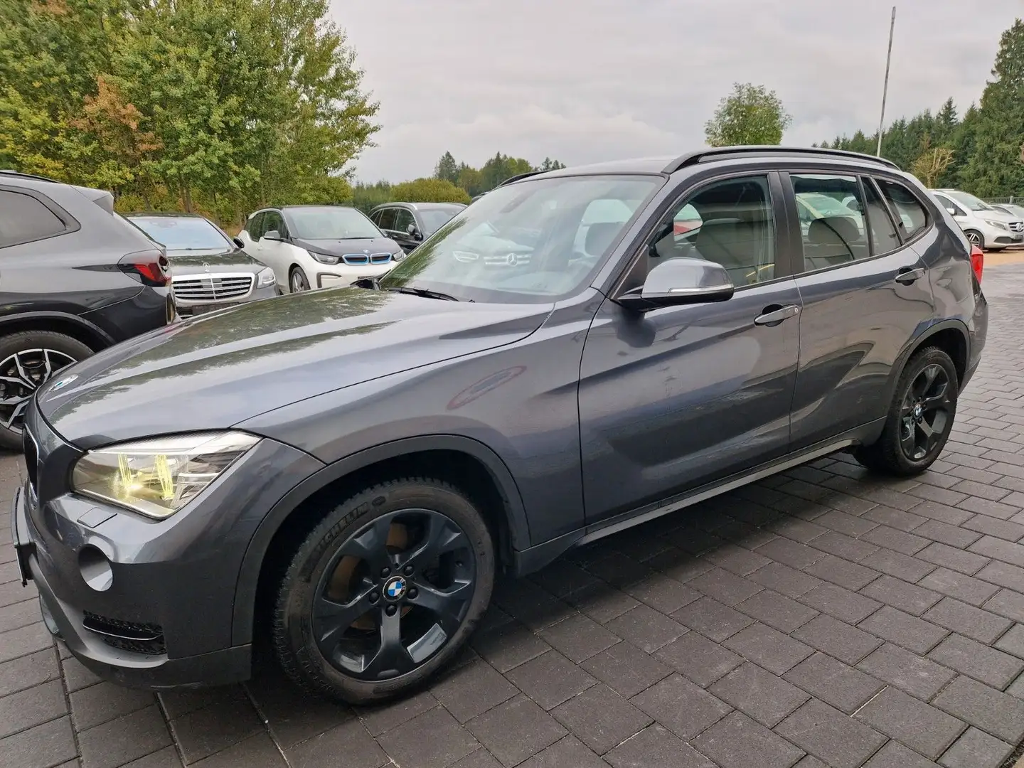 BMW X1 Baureihe X1 25 d xDrive Grau - 1