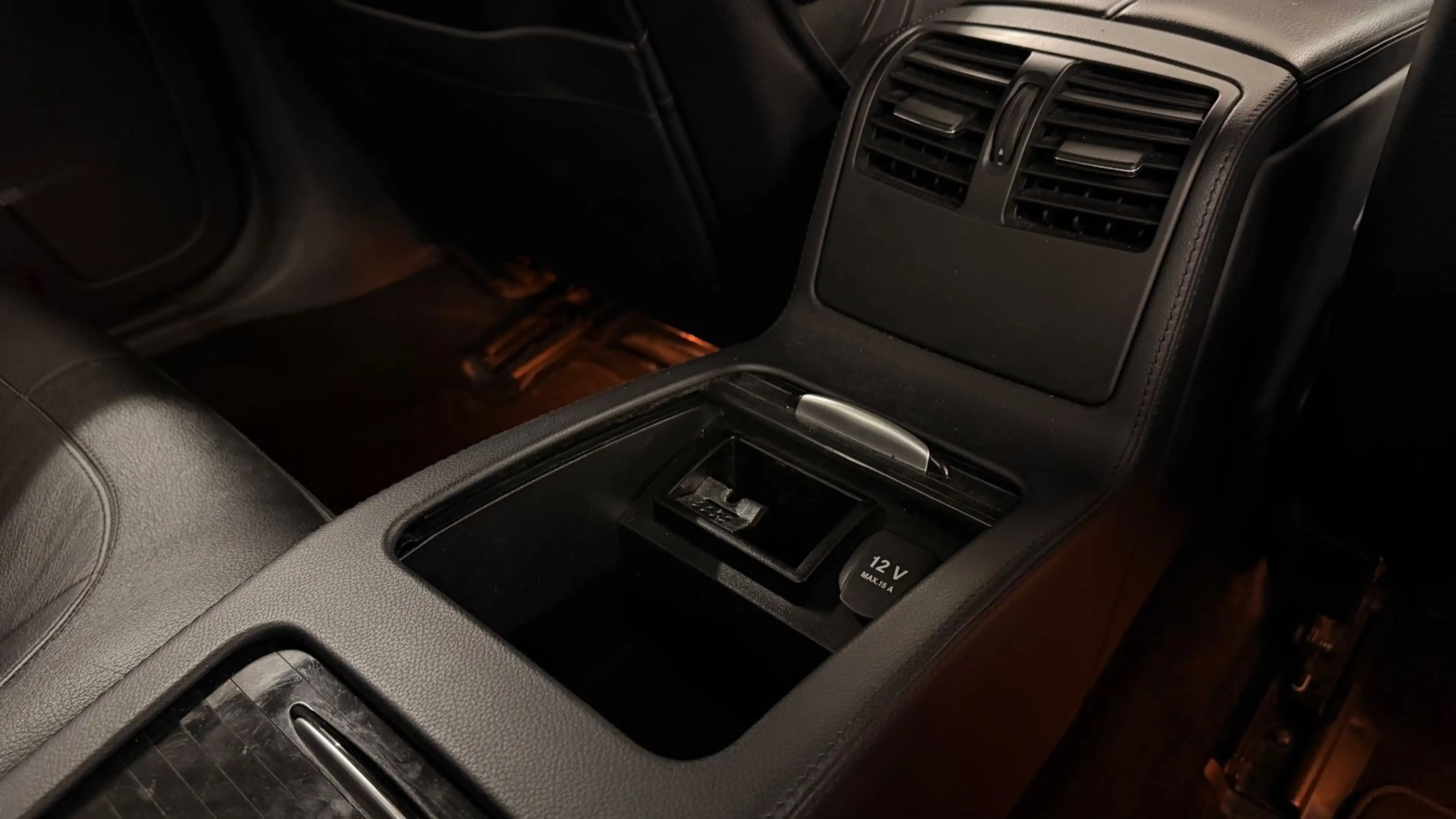 Mercedes-Benz CLS 350 BlueTec / d — photo 13