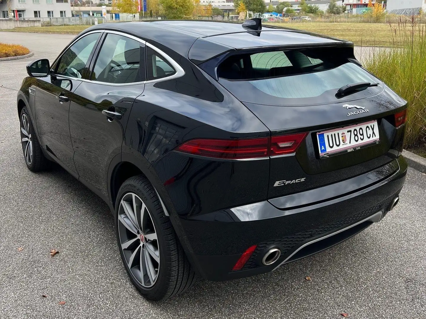 Jaguar E-Pace E-Pace 2.0DI4 D150 S AWD Aut. S Schwarz - 2