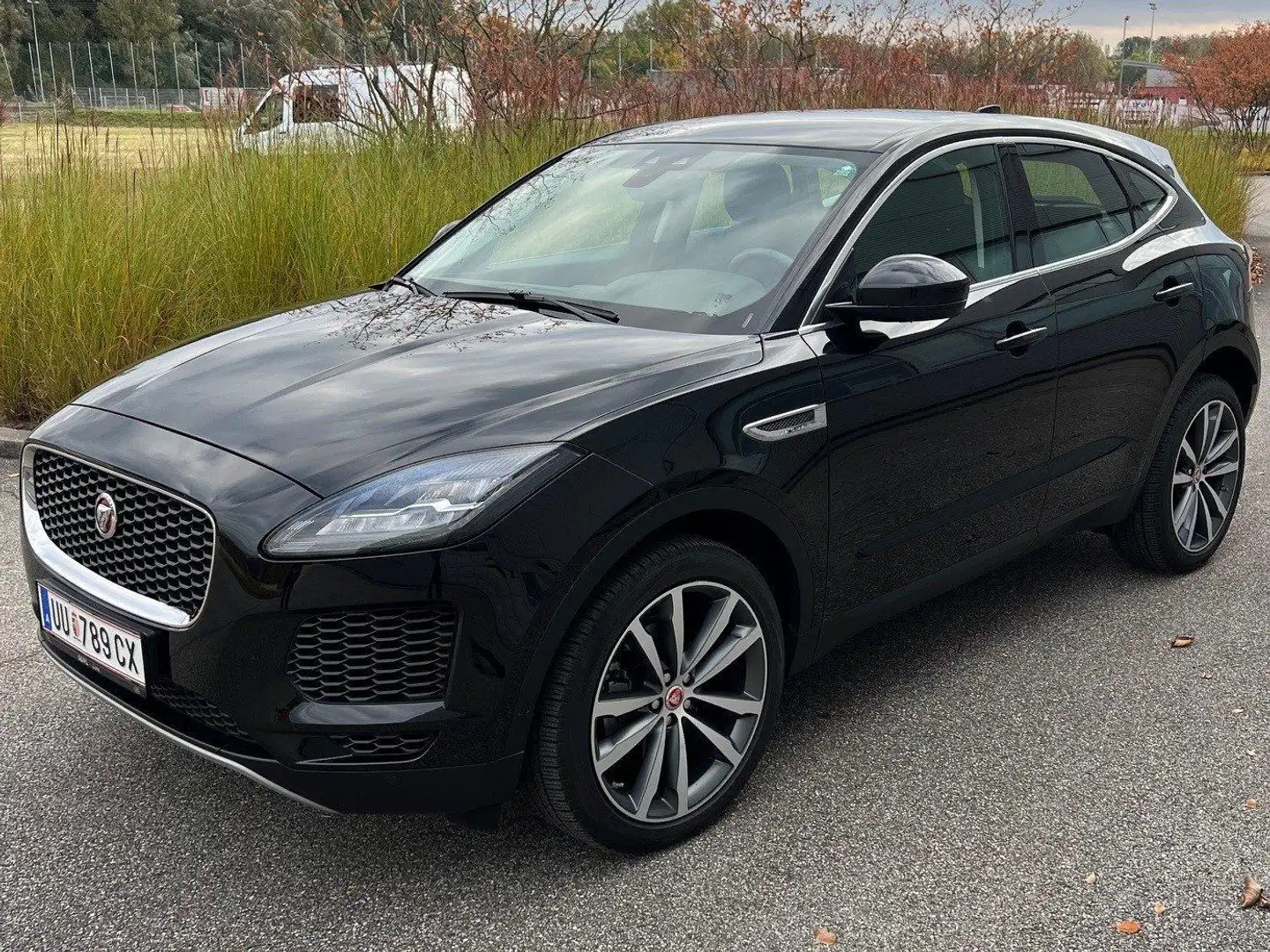 Jaguar E-Pace E-Pace 2.0DI4 D150 S AWD Aut. S Schwarz - 1