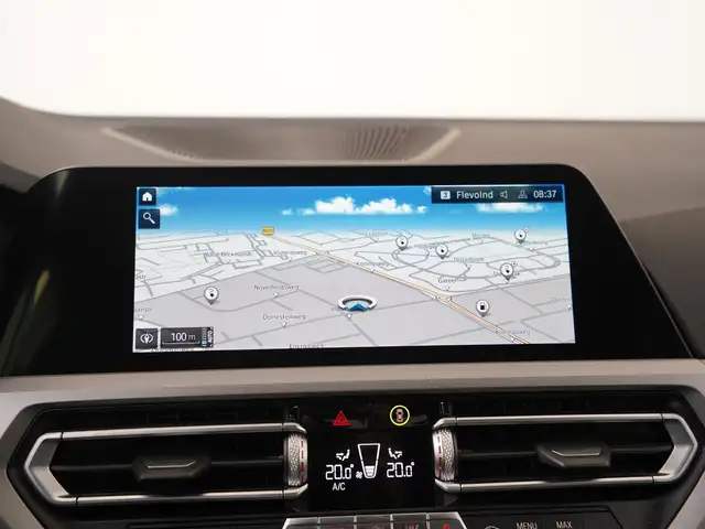 BMW 3 Series view 13