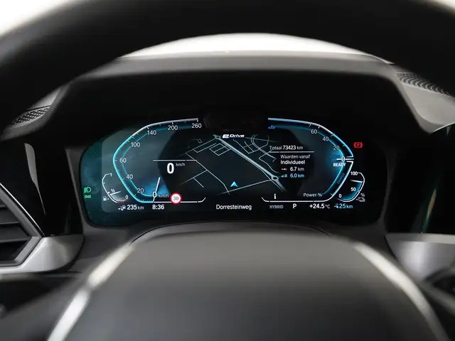 BMW 3 Series view 9