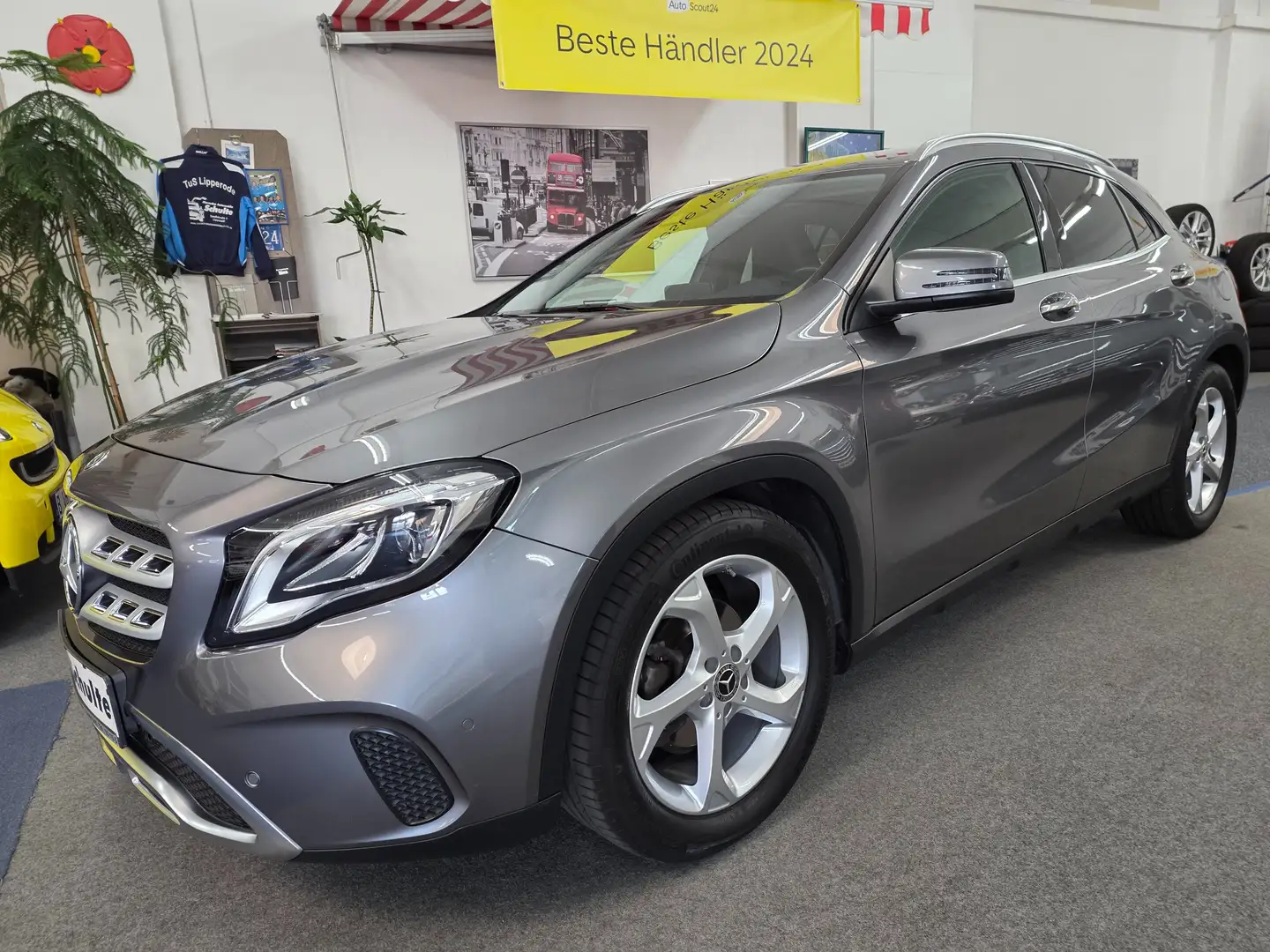 Mercedes-Benz GLA 200 GLA 7G-DCT Urban LED,ILS,Kamera,AHK,DAB,18",PT,Nav Gris - 1