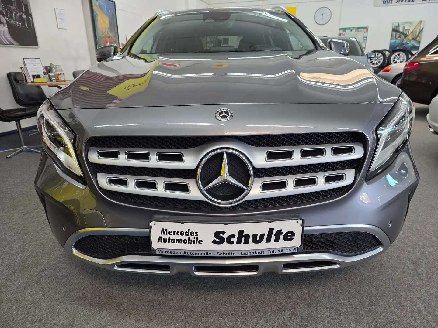 Mercedes-Benz GLA 200 GLA 7G-DCT Urban LED,ILS,Kamera,AHK,DAB,18",PT,Nav Gris - 2