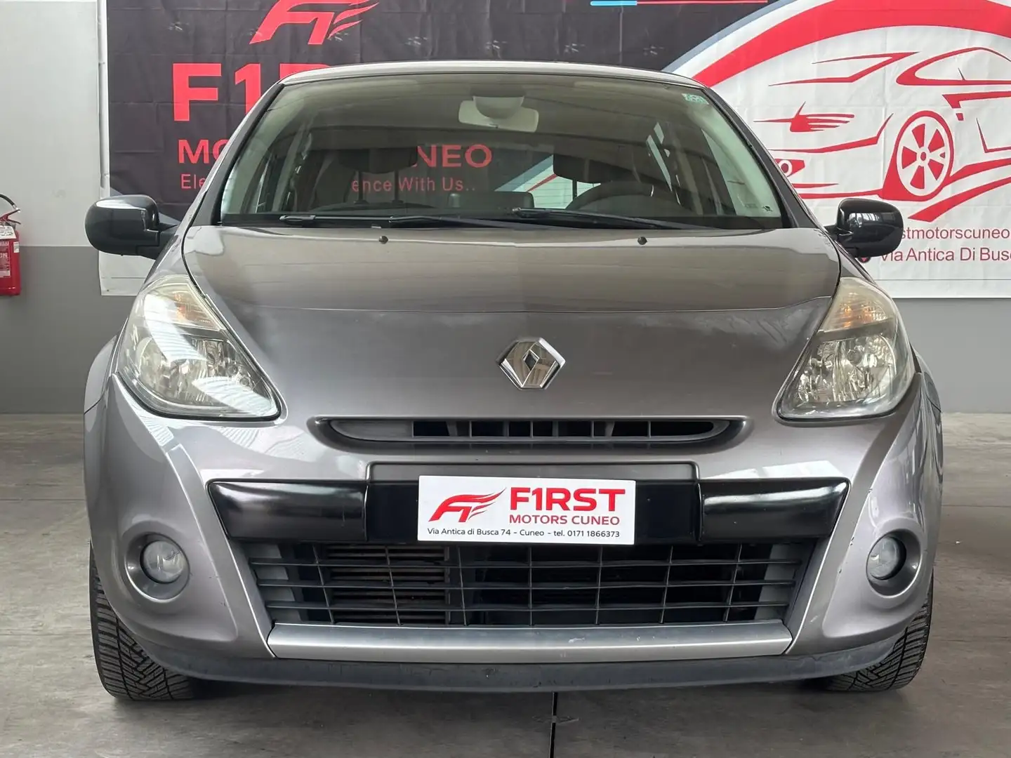 Renault Clio Clio III 2009 5p 1.2 tce Luxe 100cv Grigio - 2