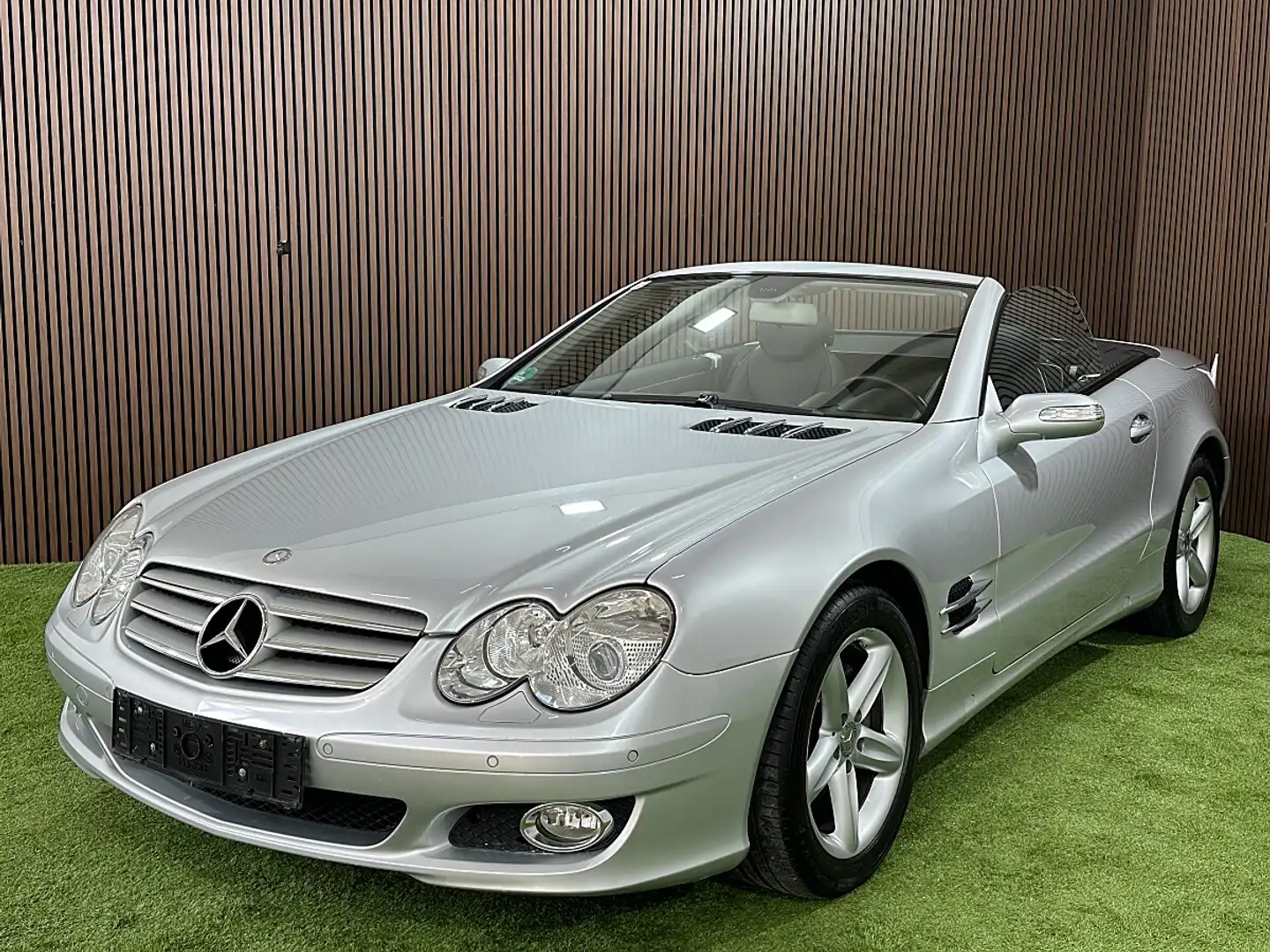 Mercedes-Benz SL 350 Roadster Aut. R230 MoPf *österreichisches Fahrz... Silber - 2