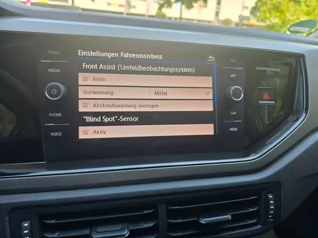Volkswagen Polo view 14