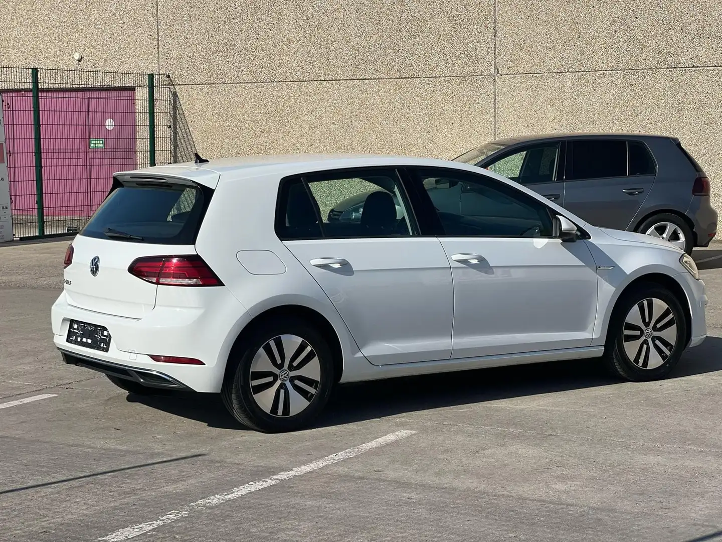 Volkswagen e-Golf - 2