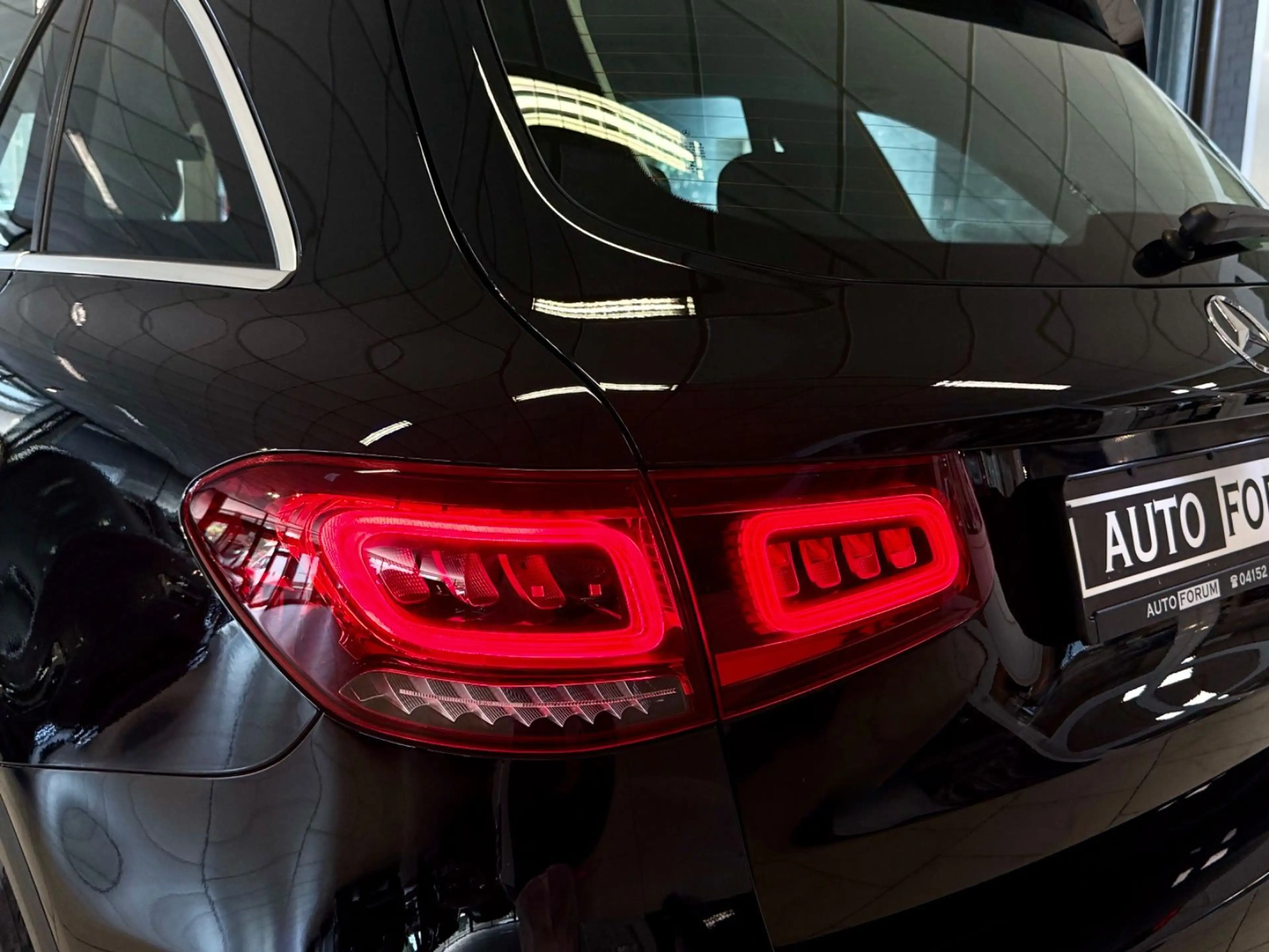 Mercedes-Benz GLC 220 d 4M 3x AMG-LINE WIDE LEDER CAM LED SHZ — photo 10