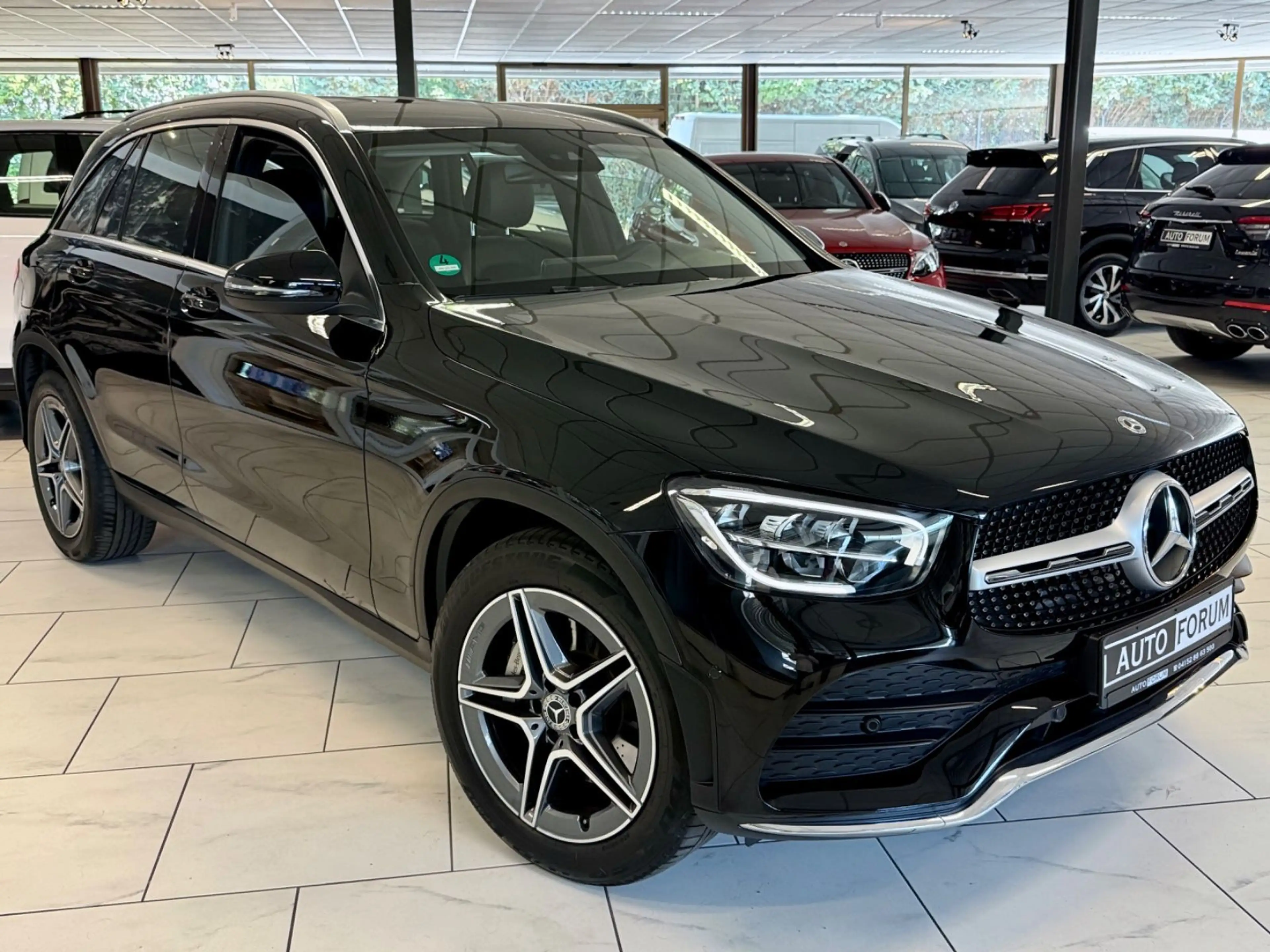 Mercedes-Benz GLC 220 d 4M 3x AMG-LINE WIDE LEDER CAM LED SHZ — photo 2