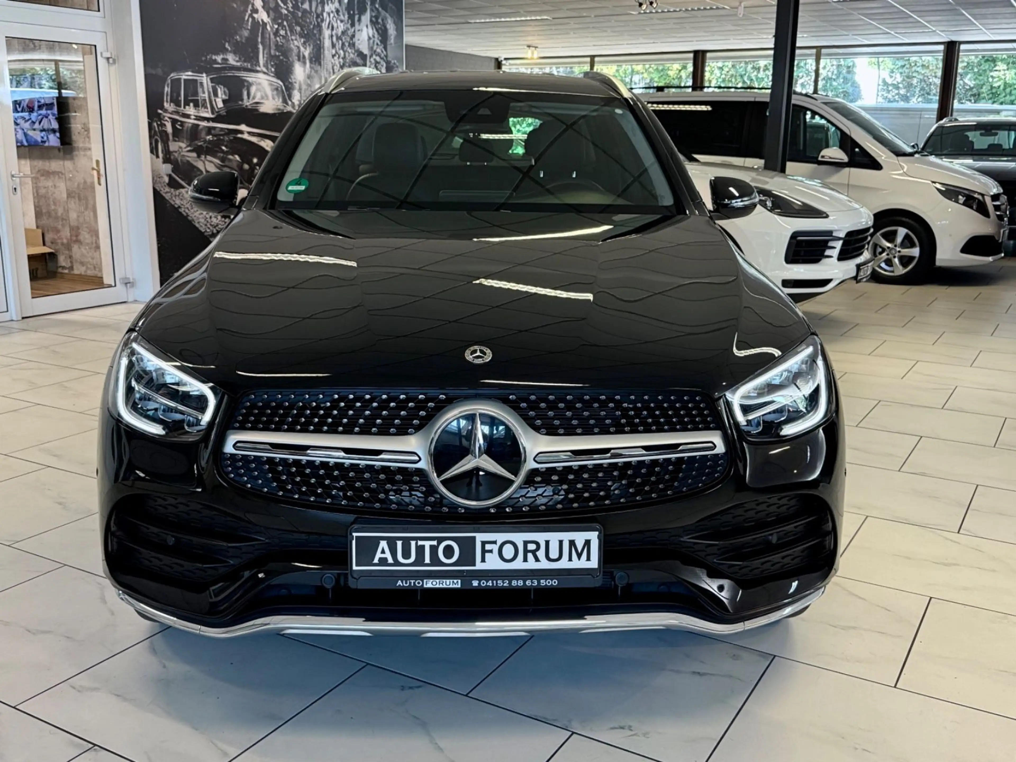 Mercedes-Benz GLC 220 d 4M 3x AMG-LINE WIDE LEDER CAM LED SHZ — photo 4