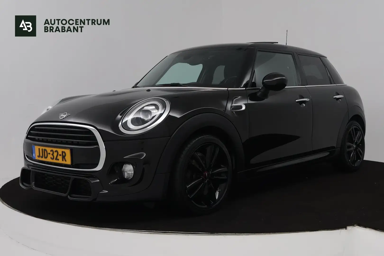 MINI Cooper Mini 1.5 Business Edition (PANORAMADAK, STOELVERWA Zwart - 1