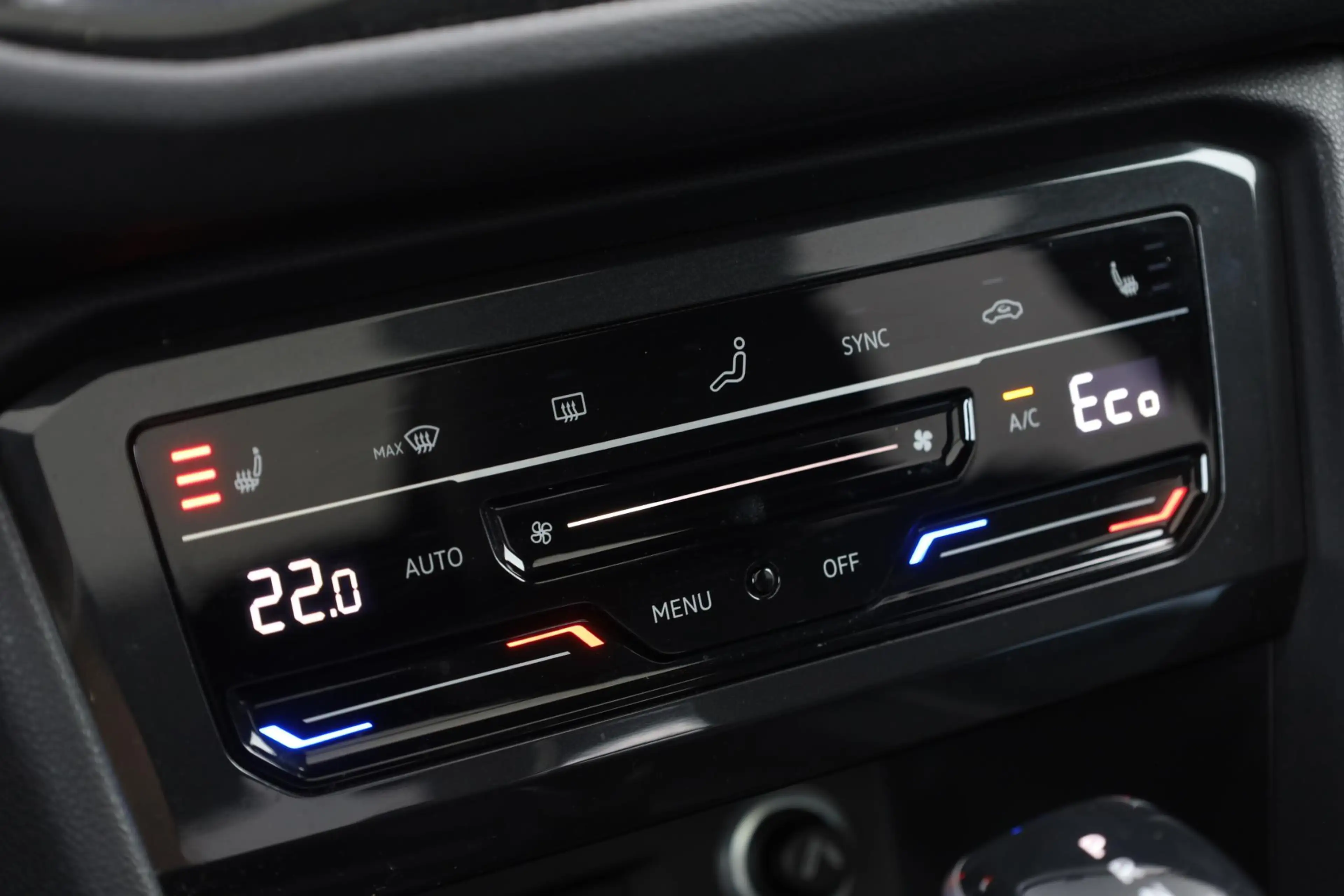 Volkswagen Tiguan 1.4 TSI eHybrid R-Line Business+ 245PK / 180kW DSG — photo 34