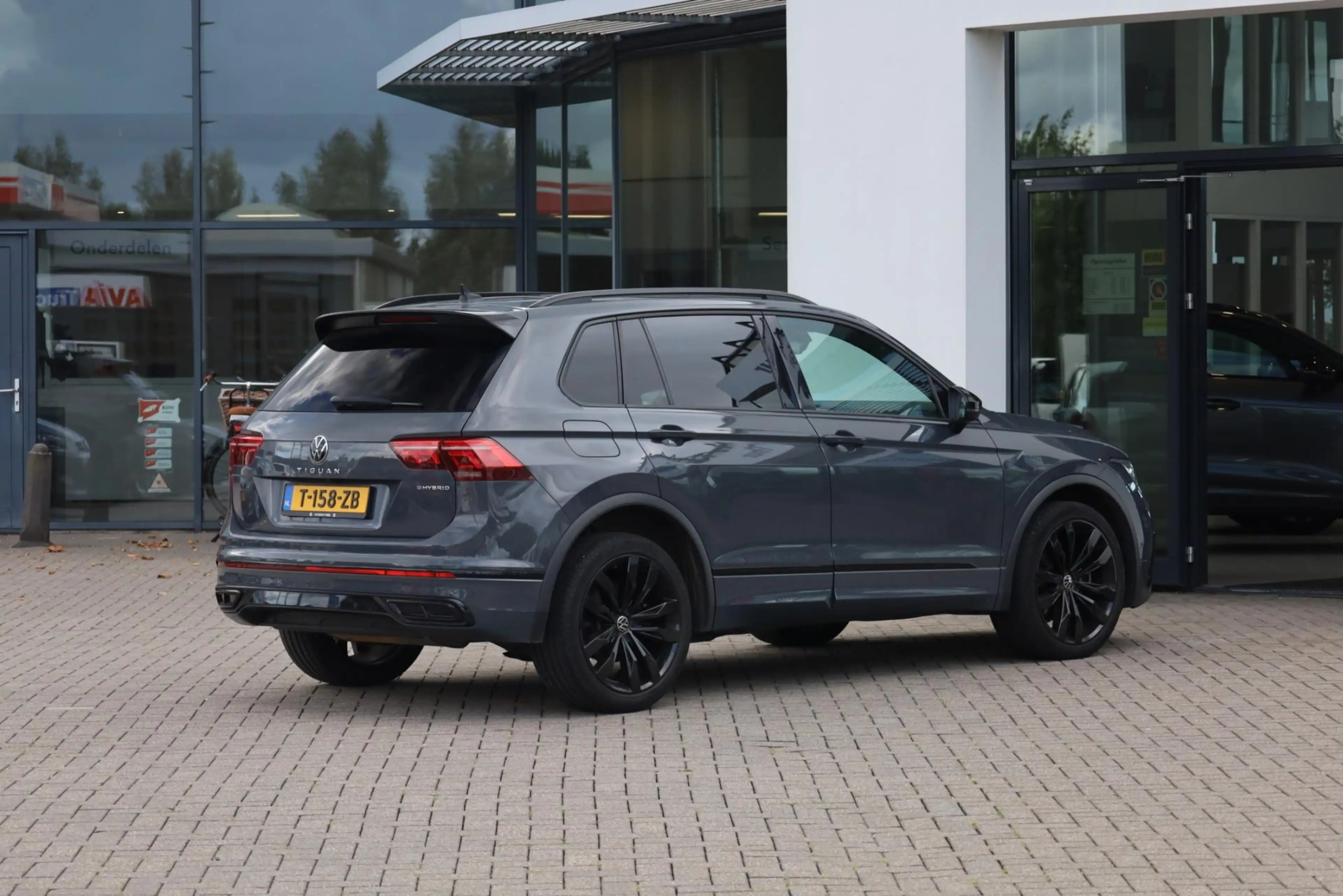 Volkswagen Tiguan 1.4 TSI eHybrid R-Line Business+ 245PK / 180kW DSG — photo 3